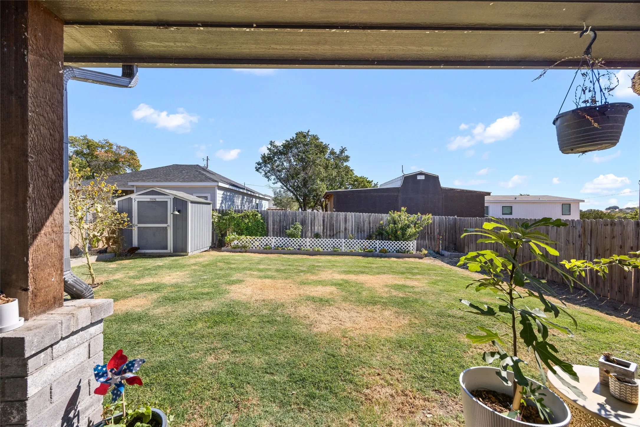 Single Family Residence For Sale in Hood County , 2605 Dove Trail, Granbury, Texas 76048, 2 Bedroom, 1 Bathroom, Garage spaces, 1,017 Sqft, built in 2020, mls#21350970, Real Estate Agent in Granbury, Homes For Sale in Hood county, Homes For Sale in Granbury, Realtor in Granbury Texas, Real Estate Brokerage Independent Realty Texas, Luminita Cordes Realtor