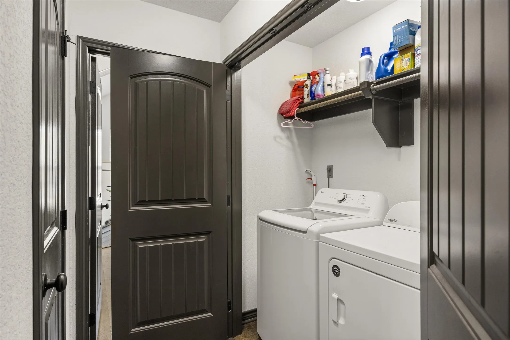 Single Family Residence For Sale in Hood County , 2605 Dove Trail, Granbury, Texas 76048, 2 Bedroom, 1 Bathroom, Garage spaces, 1,017 Sqft, built in 2020, mls#21350970, Real Estate Agent in Granbury, Homes For Sale in Hood county, Homes For Sale in Granbury, Realtor in Granbury Texas, Real Estate Brokerage Independent Realty Texas, Luminita Cordes Realtor