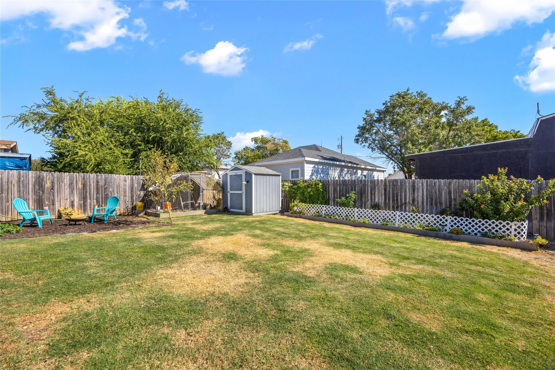 Single Family Residence For Sale in Hood County , 2605 Dove Trail, Granbury, Texas 76048, 2 Bedroom, 1 Bathroom, Garage spaces, 1,017 Sqft, built in 2020, mls#21350970, Real Estate Agent in Granbury, Homes For Sale in Hood county, Homes For Sale in Granbury, Realtor in Granbury Texas, Real Estate Brokerage Independent Realty Texas, Luminita Cordes Realtor