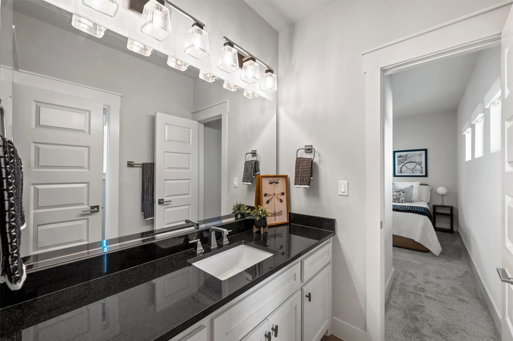 Single Family Residence For Sale in Rockwall County , 1718 Canal Street, Heath, Texas 75126, 4 Bedroom, 4 Bathroom, 3 Garage spaces, 3,820 Sqft, built in 2018, mls#21350154, Real Estate Agent in Heath, Homes For Sale in Rockwall county, Homes For Sale in Heath, Realtor in Heath Texas, Real Estate Brokerage Independent Realty Texas, Luminita Cordes Realtor