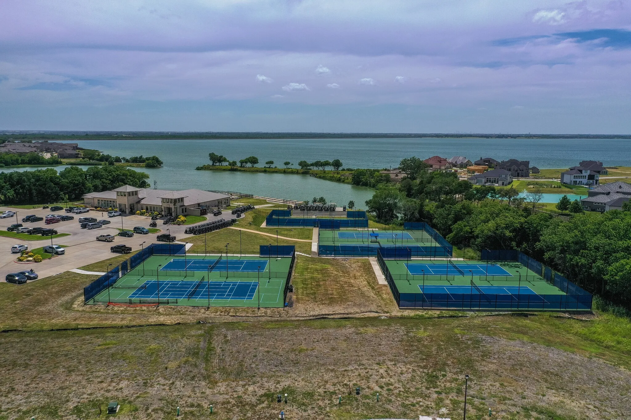 Single Family Residence For Sale in Rockwall County , 1718 Canal Street, Heath, Texas 75126, 4 Bedroom, 4 Bathroom, 3 Garage spaces, 3,820 Sqft, built in 2018, mls#21350154, Real Estate Agent in Heath, Homes For Sale in Rockwall county, Homes For Sale in Heath, Realtor in Heath Texas, Real Estate Brokerage Independent Realty Texas, Luminita Cordes Realtor