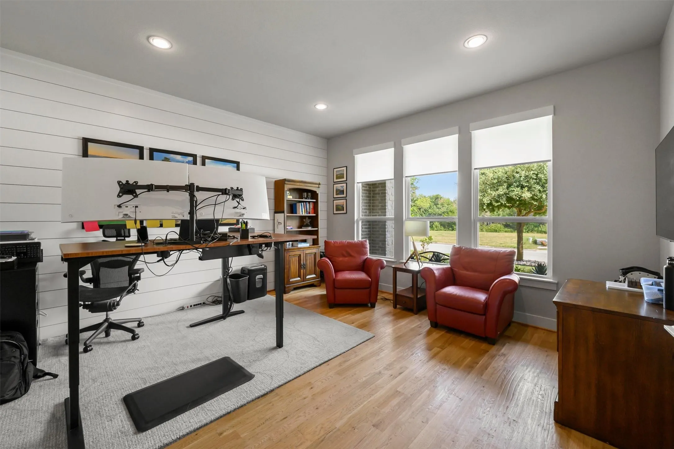 Single Family Residence For Sale in Rockwall County , 1718 Canal Street, Heath, Texas 75126, 4 Bedroom, 4 Bathroom, 3 Garage spaces, 3,820 Sqft, built in 2018, mls#21350154, Real Estate Agent in Heath, Homes For Sale in Rockwall county, Homes For Sale in Heath, Realtor in Heath Texas, Real Estate Brokerage Independent Realty Texas, Luminita Cordes Realtor