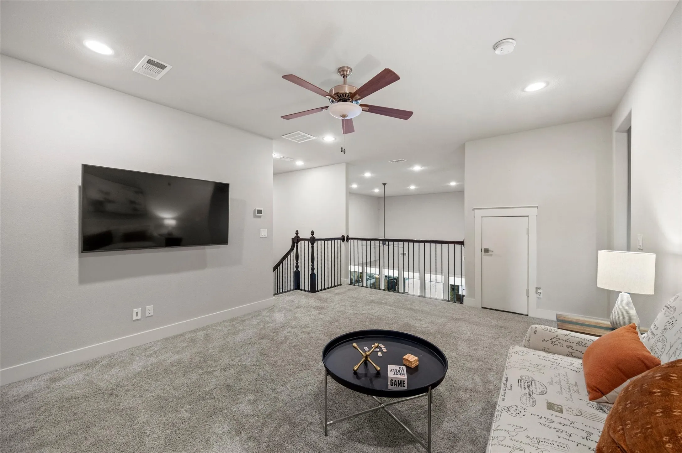Single Family Residence For Sale in Rockwall County , 1718 Canal Street, Heath, Texas 75126, 4 Bedroom, 4 Bathroom, 3 Garage spaces, 3,820 Sqft, built in 2018, mls#21350154, Real Estate Agent in Heath, Homes For Sale in Rockwall county, Homes For Sale in Heath, Realtor in Heath Texas, Real Estate Brokerage Independent Realty Texas, Luminita Cordes Realtor
