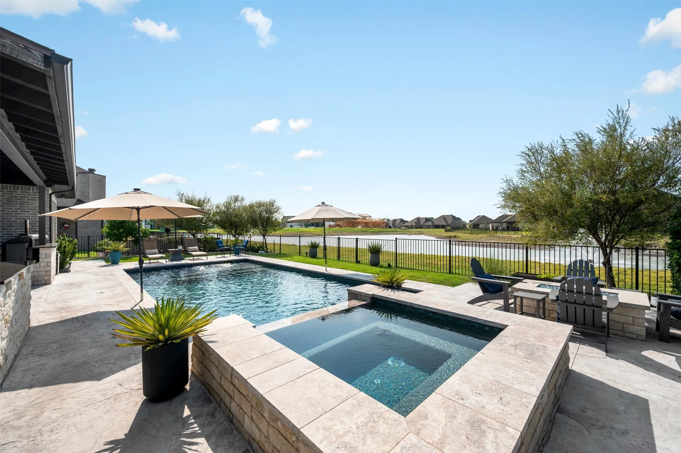 Single Family Residence For Sale in Rockwall County , 1718 Canal Street, Heath, Texas 75126, 4 Bedroom, 4 Bathroom, 3 Garage spaces, 3,820 Sqft, built in 2018, mls#21350154, Real Estate Agent in Heath, Homes For Sale in Rockwall county, Homes For Sale in Heath, Realtor in Heath Texas, Real Estate Brokerage Independent Realty Texas, Luminita Cordes Realtor
