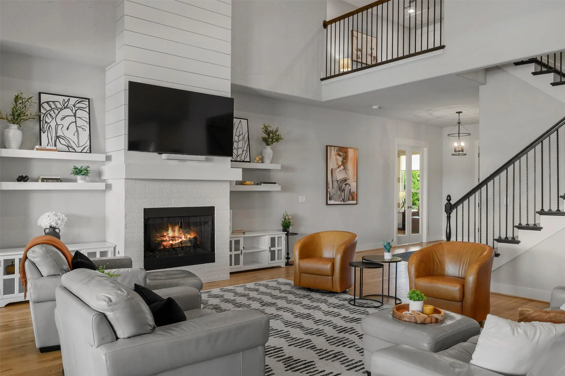 Single Family Residence For Sale in Rockwall County , 1718 Canal Street, Heath, Texas 75126, 4 Bedroom, 4 Bathroom, 3 Garage spaces, 3,820 Sqft, built in 2018, mls#21350154, Real Estate Agent in Heath, Homes For Sale in Rockwall county, Homes For Sale in Heath, Realtor in Heath Texas, Real Estate Brokerage Independent Realty Texas, Luminita Cordes Realtor