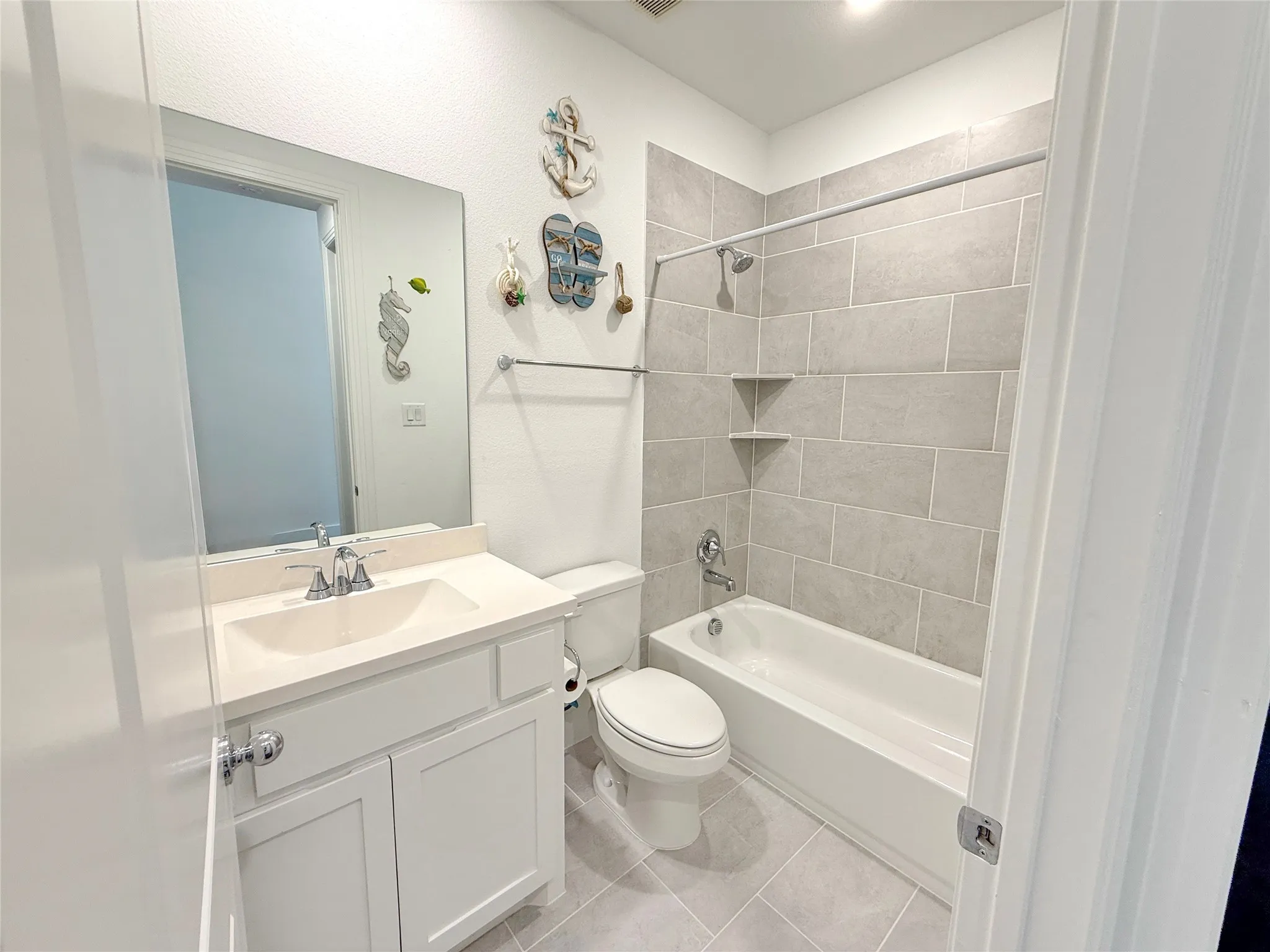 Single Family Residence For Rent in Denton County , 4513 Expedition Drive, Oak Point, Texas 75068, 3 Bedroom, 3 Bathroom, 2 Garage spaces, 2,318 Sqft, built in 2022, mls#21349532, Real Estate Agent in Oak Point, Homes For Rent in Denton county, Homes For Rent in Oak Point, Realtor in Oak Point Texas, Real Estate Brokerage Independent Realty Texas, Luminita Cordes Realtor