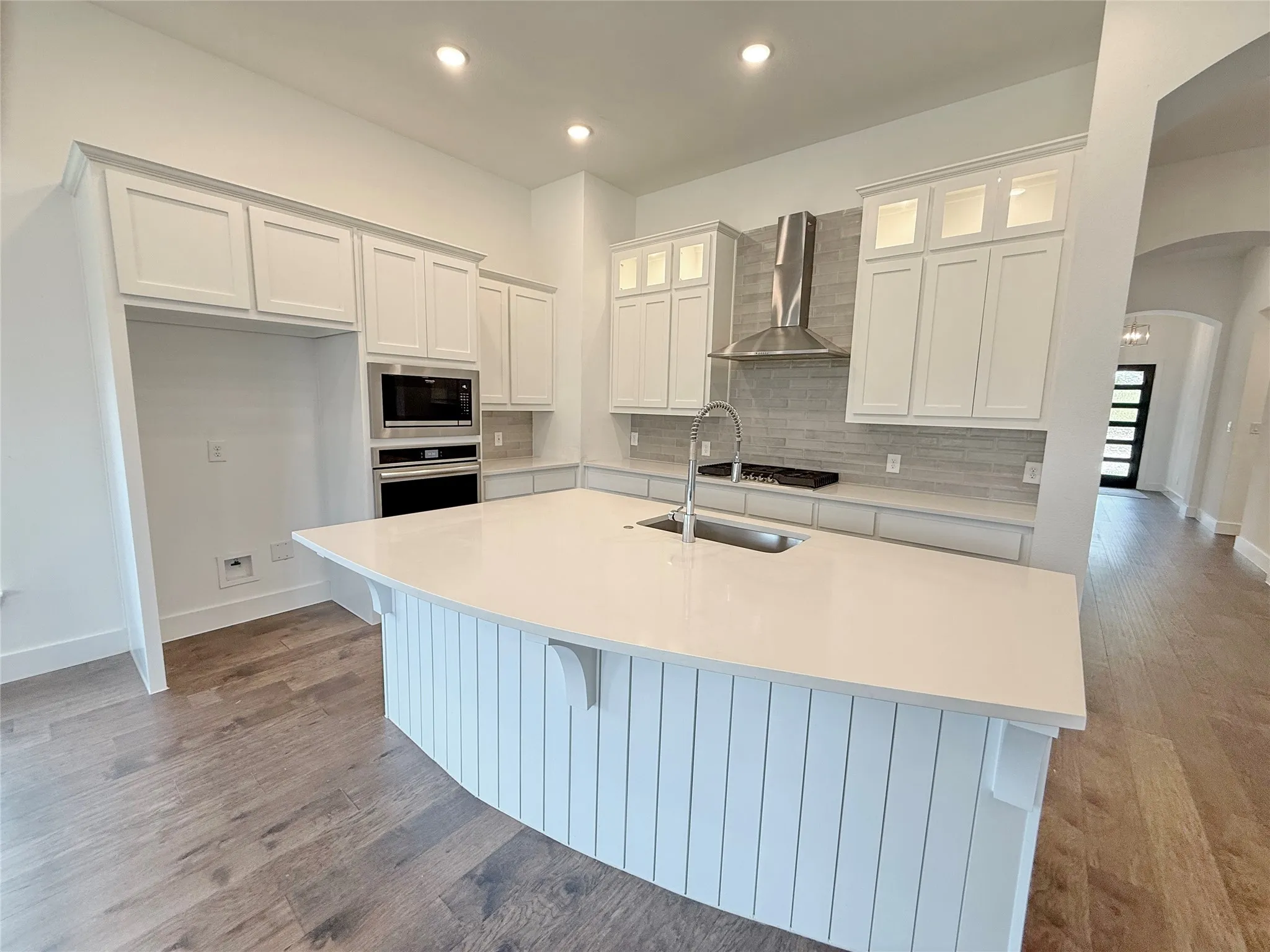 Single Family Residence For Rent in Denton County , 4513 Expedition Drive, Oak Point, Texas 75068, 3 Bedroom, 3 Bathroom, 2 Garage spaces, 2,318 Sqft, built in 2022, mls#21349532, Real Estate Agent in Oak Point, Homes For Rent in Denton county, Homes For Rent in Oak Point, Realtor in Oak Point Texas, Real Estate Brokerage Independent Realty Texas, Luminita Cordes Realtor