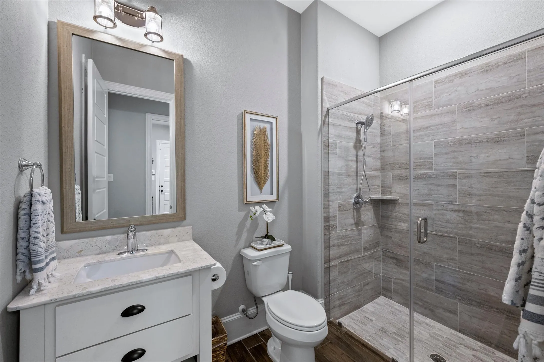 Single Family Residence For Sale in Rockwall County , 2815 Abundant Court, Heath, Texas 75126, 4 Bedroom, 3 Bathroom, 3 Garage spaces, 3,038 Sqft, built in 2018, mls#21349211, Real Estate Agent in Heath, Homes For Sale in Rockwall county, Homes For Sale in Heath, Realtor in Heath Texas, Real Estate Brokerage Independent Realty Texas, Luminita Cordes Realtor