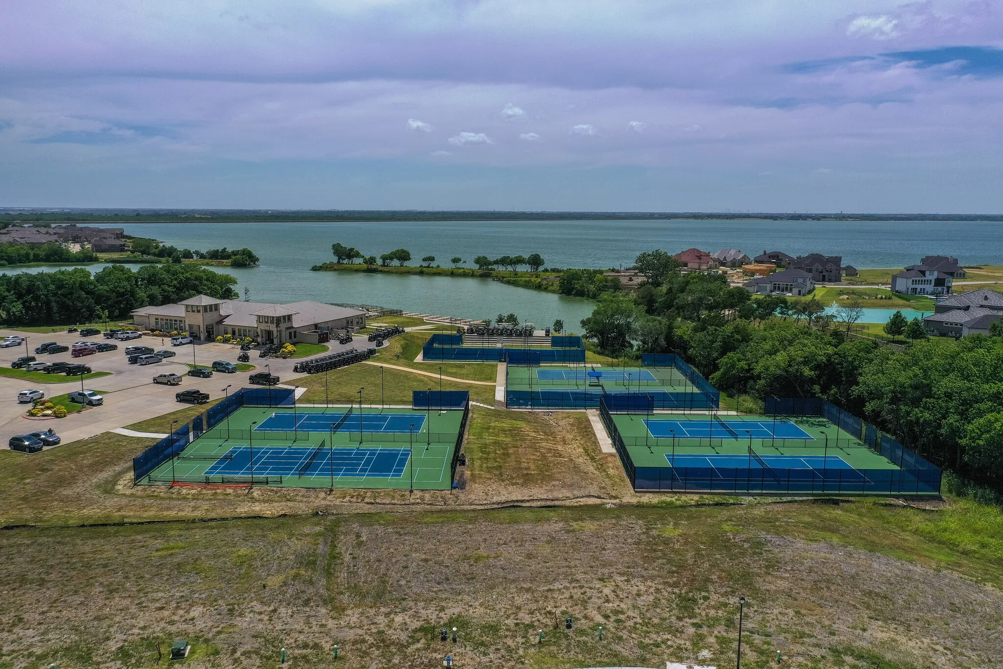 Single Family Residence For Sale in Rockwall County , 2815 Abundant Court, Heath, Texas 75126, 4 Bedroom, 3 Bathroom, 3 Garage spaces, 3,038 Sqft, built in 2018, mls#21349211, Real Estate Agent in Heath, Homes For Sale in Rockwall county, Homes For Sale in Heath, Realtor in Heath Texas, Real Estate Brokerage Independent Realty Texas, Luminita Cordes Realtor