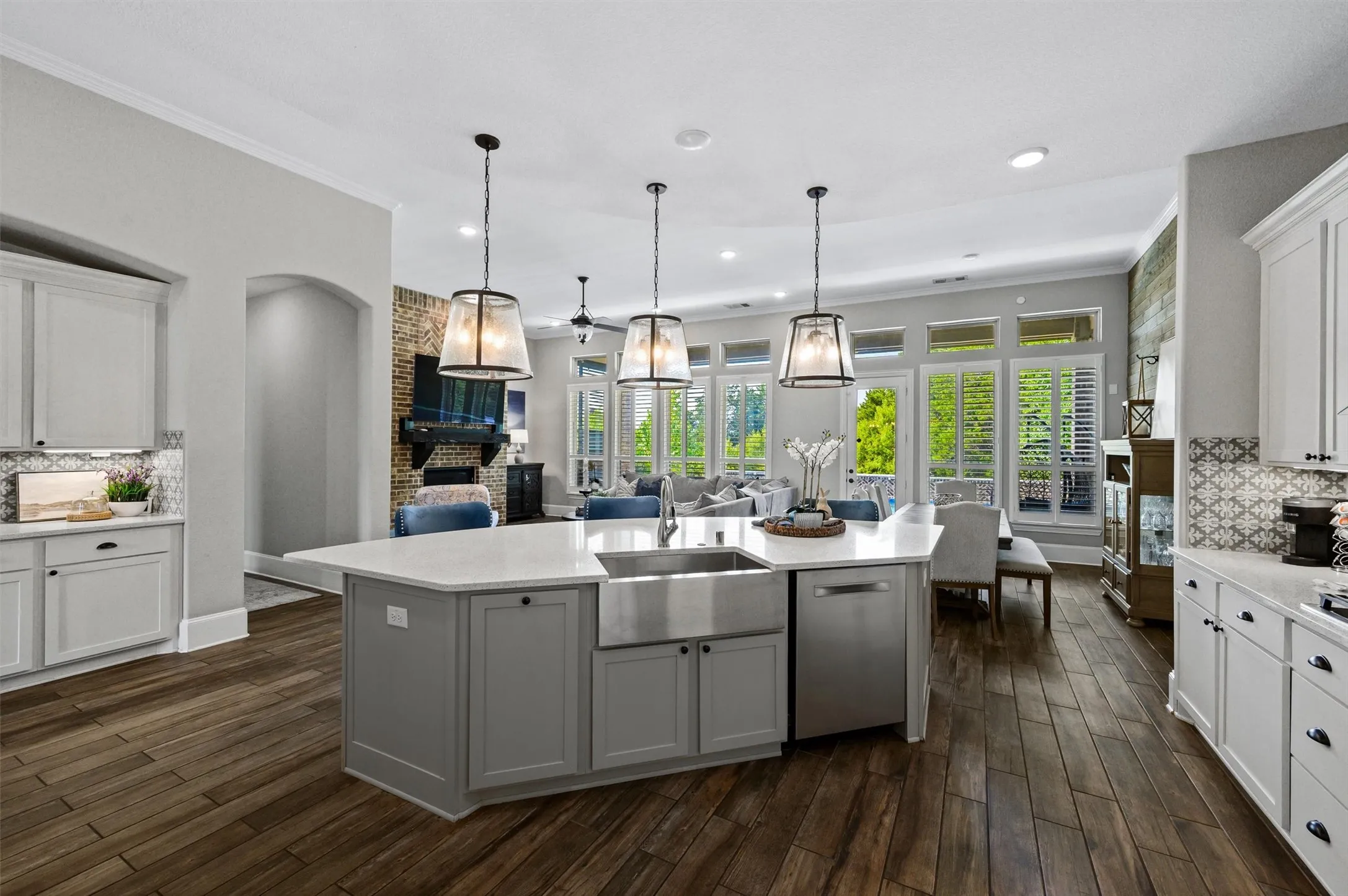 Single Family Residence For Sale in Rockwall County , 2815 Abundant Court, Heath, Texas 75126, 4 Bedroom, 3 Bathroom, 3 Garage spaces, 3,038 Sqft, built in 2018, mls#21349211, Real Estate Agent in Heath, Homes For Sale in Rockwall county, Homes For Sale in Heath, Realtor in Heath Texas, Real Estate Brokerage Independent Realty Texas, Luminita Cordes Realtor