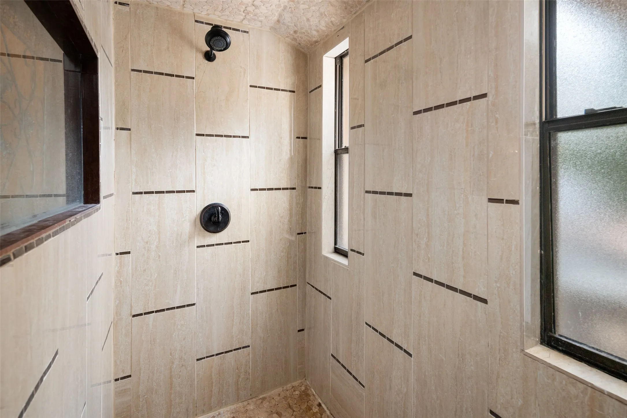 Master bath with tiled shower