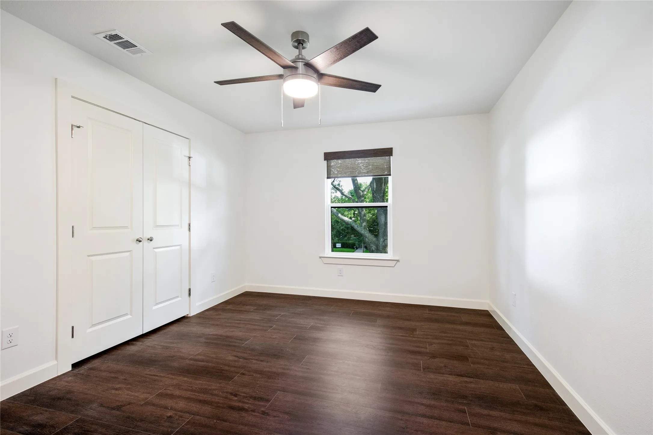 Single Family Residence For Sale in Dallas County , 1318 Seminole Drive, Richardson, Texas 75080, 5 Bedroom, 5 Bathroom, 2 Garage spaces, 3,450 Sqft, built in 1965, mls#21351405, Real Estate Agent in Richardson, Homes For Sale in Dallas county, Homes For Sale in Richardson, Realtor in Richardson Texas, Real Estate Brokerage Independent Realty Texas, Luminita Cordes Realtor