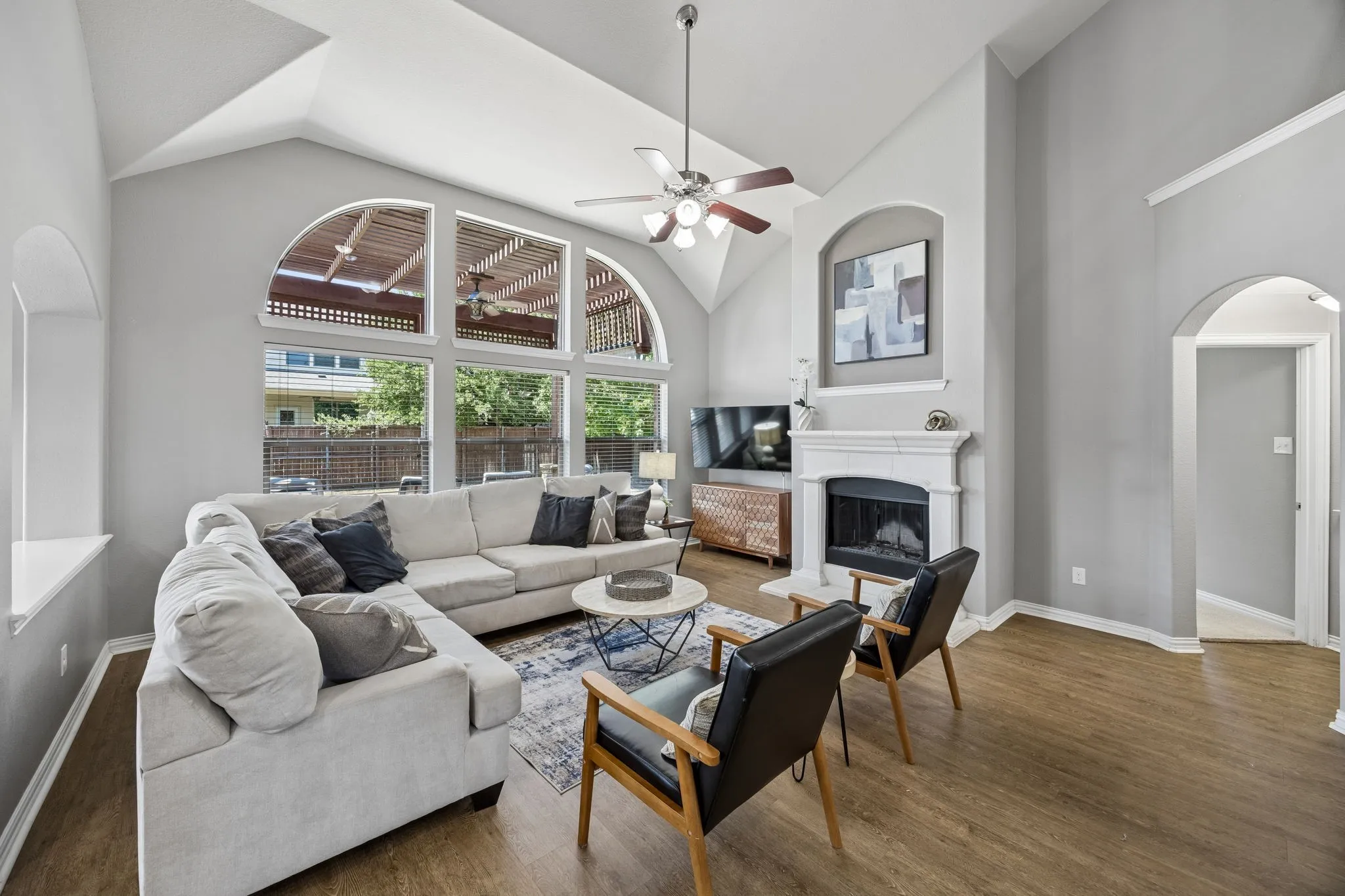 Single Family Residence For Sale in Denton County , 344 Falstaff Drive, Roanoke, Texas 76262, 4 Bedroom, 3 Bathroom, 2 Garage spaces, 3,035 Sqft, built in 2010, mls#21350777, Real Estate Agent in Roanoke, Homes For Sale in Denton county, Homes For Sale in Roanoke, Realtor in Roanoke Texas, Real Estate Brokerage Independent Realty Texas, Luminita Cordes Realtor