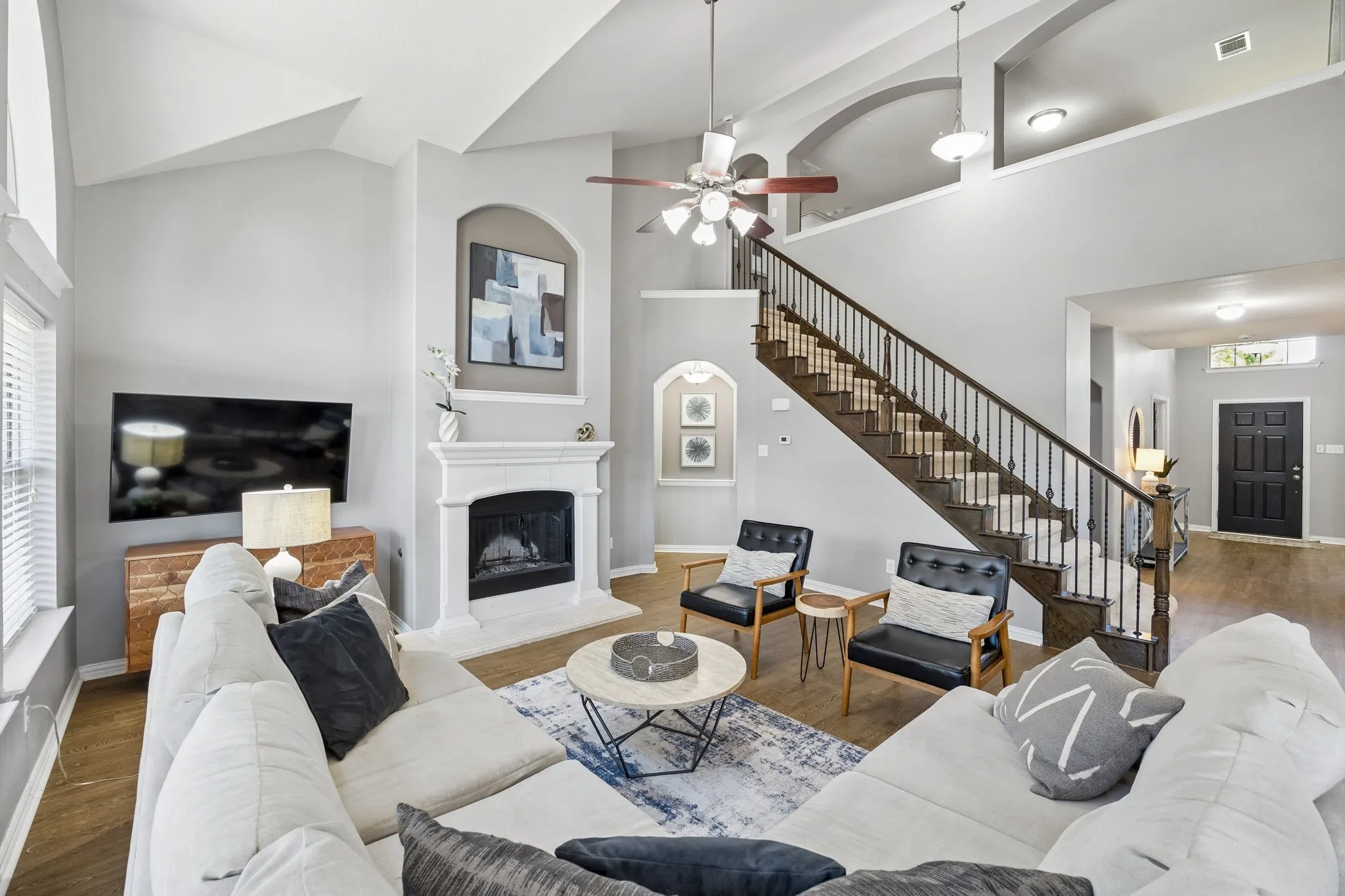 Single Family Residence For Sale in Denton County , 344 Falstaff Drive, Roanoke, Texas 76262, 4 Bedroom, 3 Bathroom, 2 Garage spaces, 3,035 Sqft, built in 2010, mls#21350777, Real Estate Agent in Roanoke, Homes For Sale in Denton county, Homes For Sale in Roanoke, Realtor in Roanoke Texas, Real Estate Brokerage Independent Realty Texas, Luminita Cordes Realtor