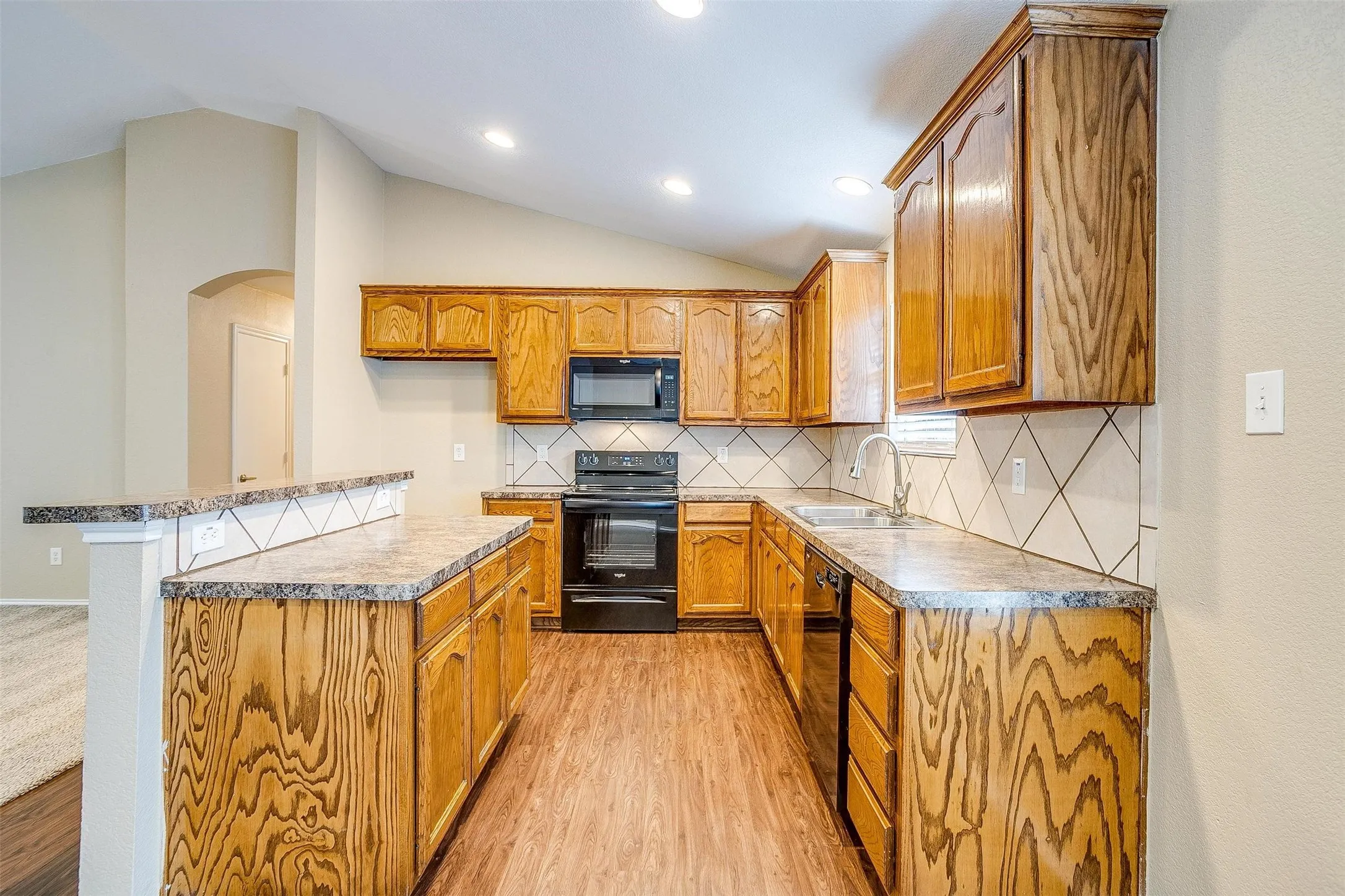 Single Family Residence For Rent in Tarrant County , 1205 Kielder Circle, Fort Worth, Texas 76134, 4 Bedroom, 2 Bathroom, 2 Garage spaces, 1,526 Sqft, built in 2006, Price $1,995, mls#21343799, Real Estate Agent in Fort Worth, Homes For Rent in Tarrant county, Homes For Rent in Fort Worth, Realtor in Fort Worth Texas, Real Estate Brokerage Independent Realty Texas, Luminita Cordes Realtor