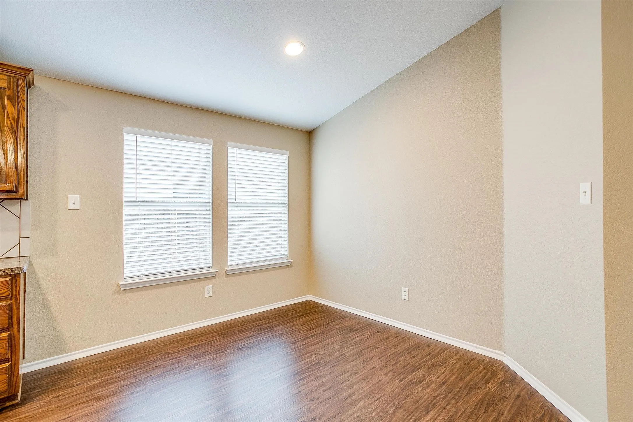 Single Family Residence For Rent in Tarrant County , 1205 Kielder Circle, Fort Worth, Texas 76134, 4 Bedroom, 2 Bathroom, 2 Garage spaces, 1,526 Sqft, built in 2006, Price $1,995, mls#21343799, Real Estate Agent in Fort Worth, Homes For Rent in Tarrant county, Homes For Rent in Fort Worth, Realtor in Fort Worth Texas, Real Estate Brokerage Independent Realty Texas, Luminita Cordes Realtor