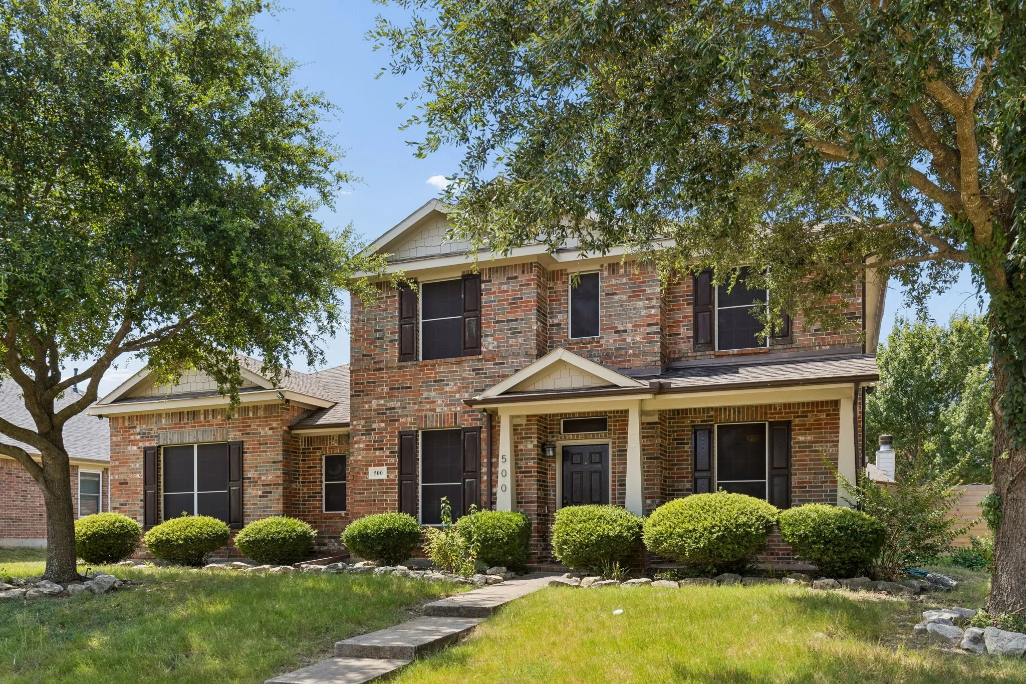 Single Family Residence For Sale in Ellis County , 500 Golden Bell Drive, Glenn Heights, Texas 75154, 4 Bedroom, 3 Bathroom, 2 Garage spaces, 2,830 Sqft, built in 2005, mls#21352120, Real Estate Agent in Glenn Heights, Homes For Sale in Ellis county, Homes For Sale in Glenn Heights, Realtor in Glenn Heights Texas, Real Estate Brokerage Independent Realty Texas, Luminita Cordes Realtor