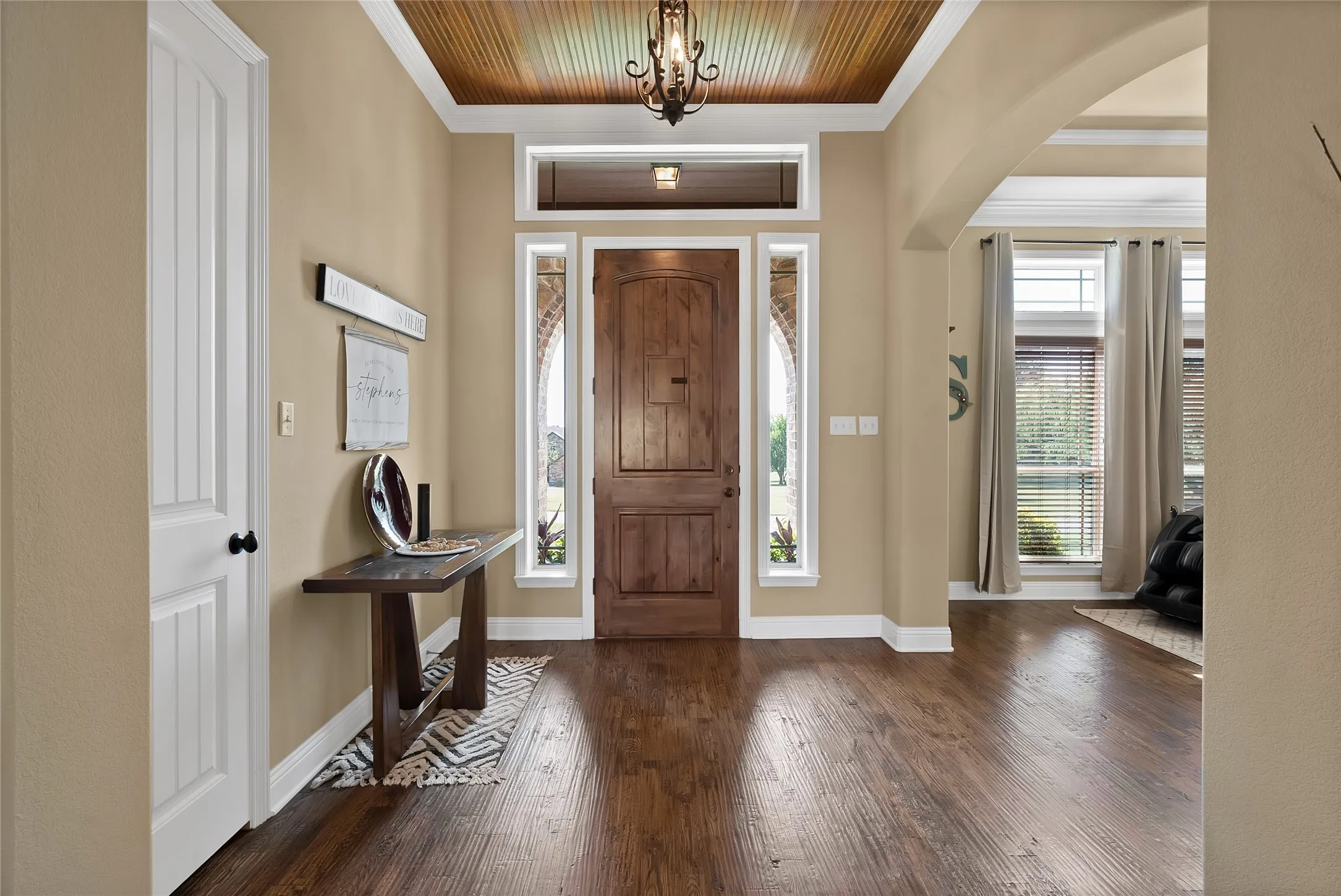 Single Family Residence For Sale in Parker County , 220 Pinnacle Peak Lane, Weatherford, Texas 76087, 4 Bedroom, 5 Bathroom, 3 Garage spaces, 3,124 Sqft, built in 2014, mls#21351777, Real Estate Agent in Weatherford, Homes For Sale in Parker county, Homes For Sale in Weatherford, Realtor in Weatherford Texas, Real Estate Brokerage Independent Realty Texas, Luminita Cordes Realtor