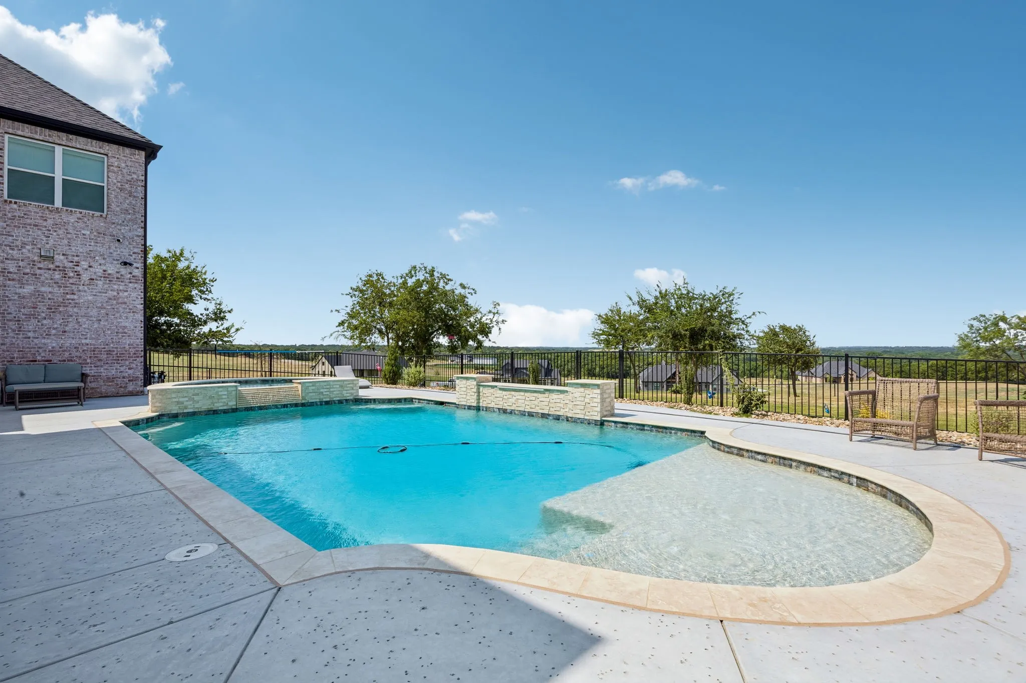 Single Family Residence For Sale in Parker County , 428 Royal Santana Run, Weatherford, Texas 76087, 6 Bedroom, 5 Bathroom, 3 Garage spaces, 4,404 Sqft, built in 2024, mls#21349892, Real Estate Agent in Weatherford, Homes For Sale in Parker county, Homes For Sale in Weatherford, Realtor in Weatherford Texas, Real Estate Brokerage Independent Realty Texas, Luminita Cordes Realtor