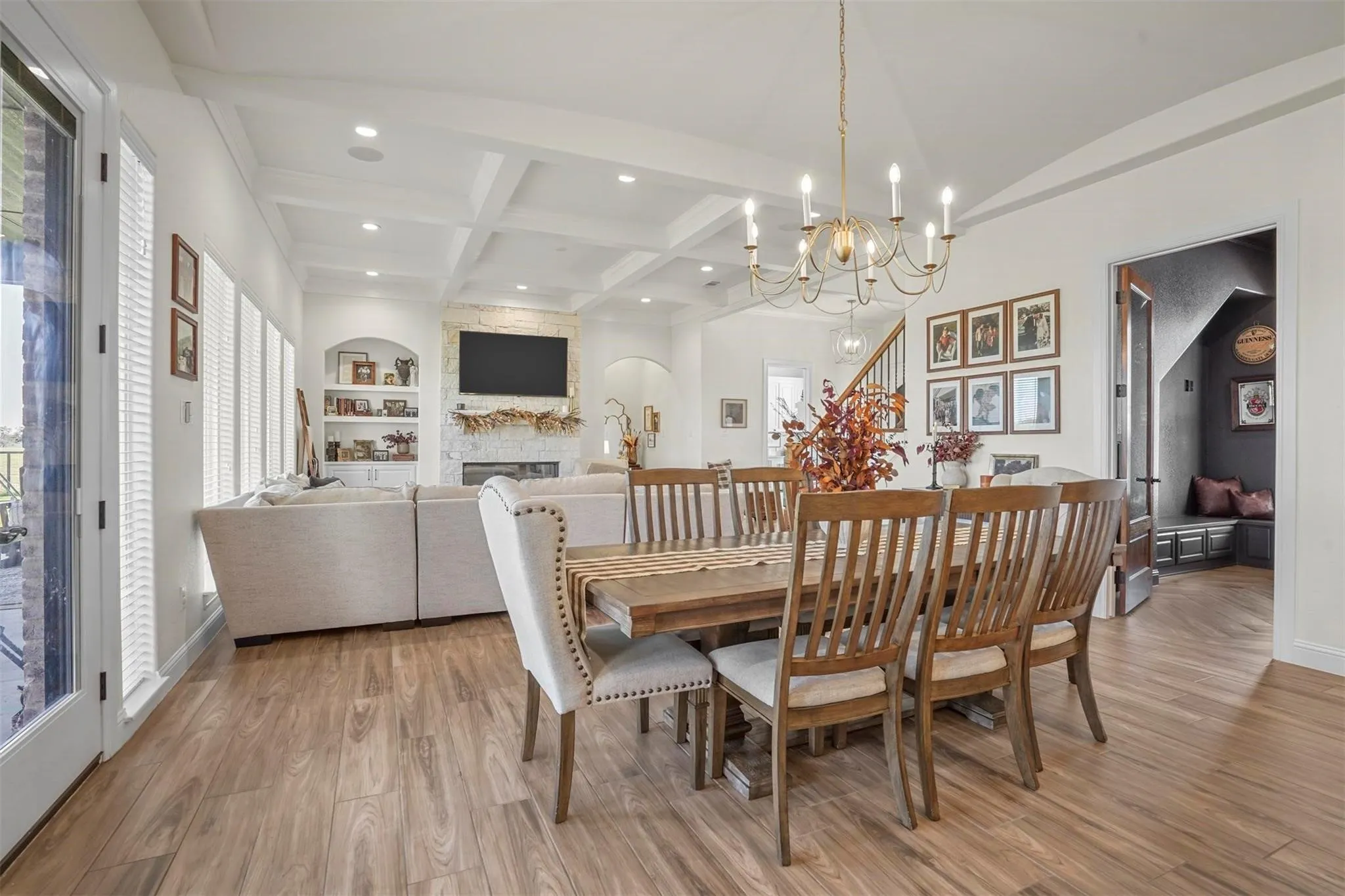 Single Family Residence For Sale in Parker County , 428 Royal Santana Run, Weatherford, Texas 76087, 6 Bedroom, 5 Bathroom, 3 Garage spaces, 4,404 Sqft, built in 2024, mls#21349892, Real Estate Agent in Weatherford, Homes For Sale in Parker county, Homes For Sale in Weatherford, Realtor in Weatherford Texas, Real Estate Brokerage Independent Realty Texas, Luminita Cordes Realtor