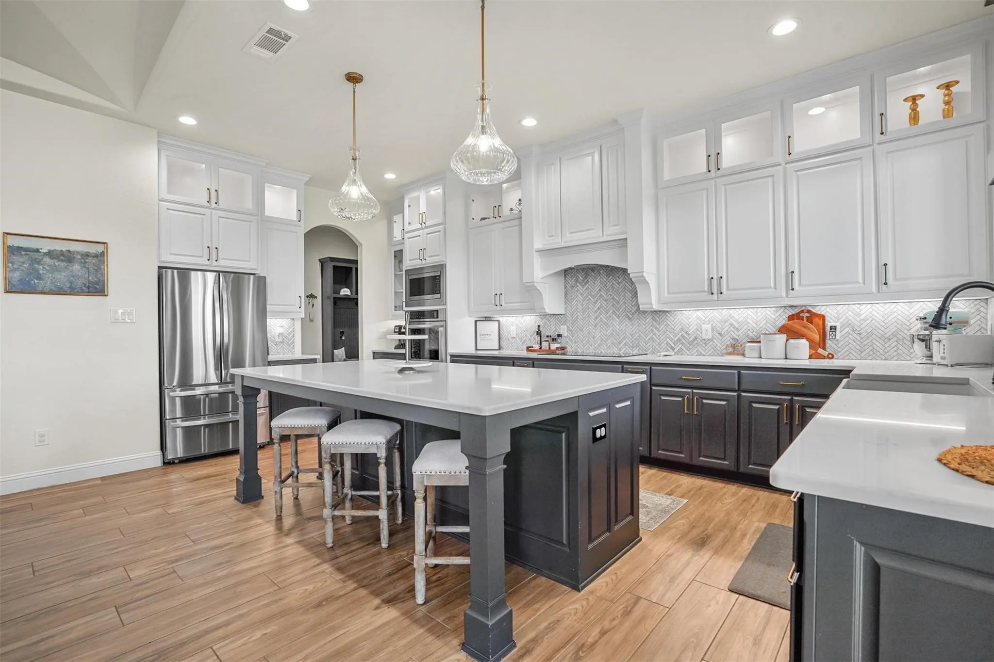 Single Family Residence For Sale in Parker County , 428 Royal Santana Run, Weatherford, Texas 76087, 6 Bedroom, 5 Bathroom, 3 Garage spaces, 4,404 Sqft, built in 2024, mls#21349892, Real Estate Agent in Weatherford, Homes For Sale in Parker county, Homes For Sale in Weatherford, Realtor in Weatherford Texas, Real Estate Brokerage Independent Realty Texas, Luminita Cordes Realtor