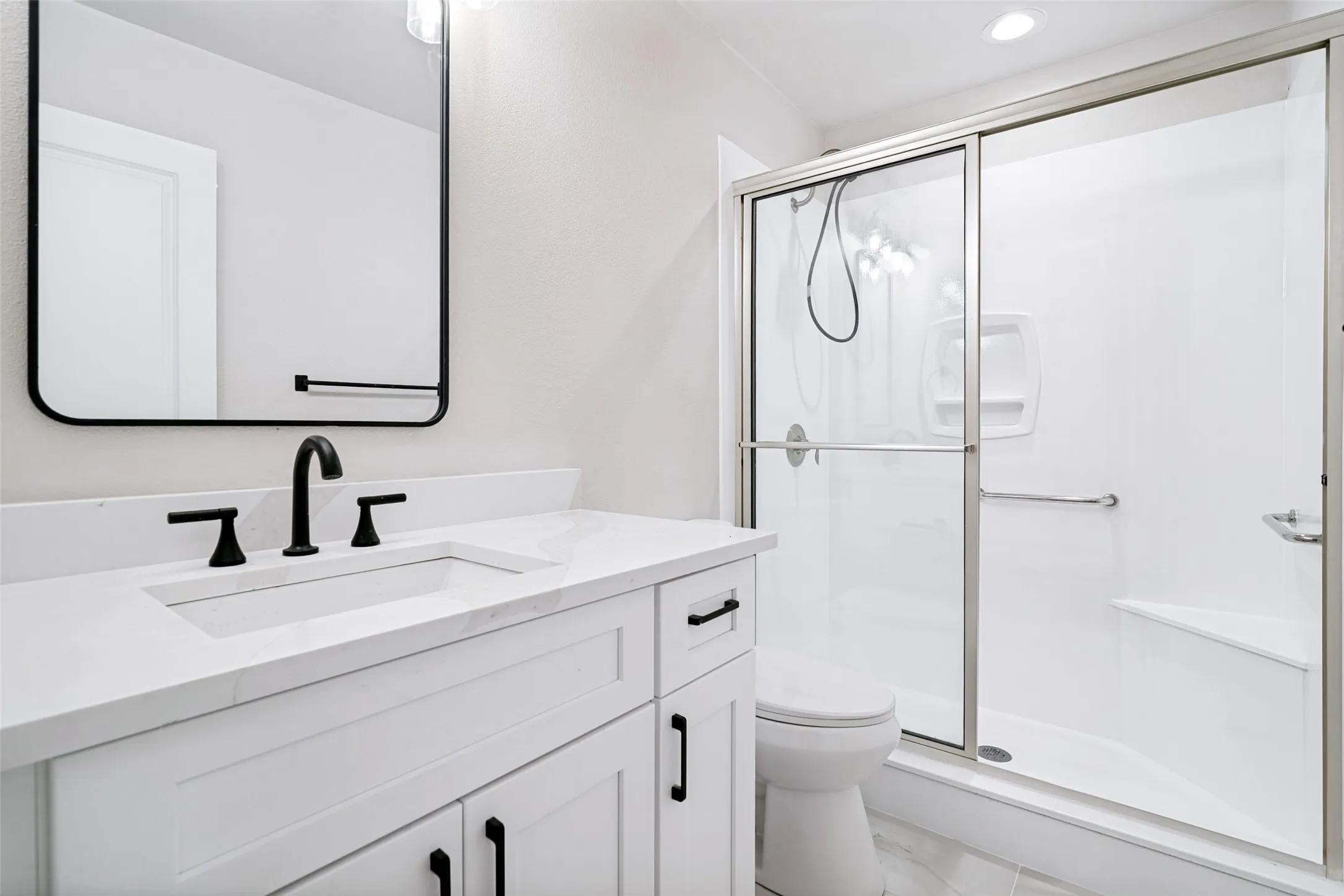 Single Family Residence For Sale in Dallas County , 3402 Carla Drive, Rowlett, Texas 75088, 3 Bedroom, 2 Bathroom, 2 Garage spaces, 1,925 Sqft, built in 1977, mls#21349695, Real Estate Agent in Rowlett, Homes For Sale in Dallas county, Homes For Sale in Rowlett, Realtor in Rowlett Texas, Real Estate Brokerage Independent Realty Texas, Luminita Cordes Realtor