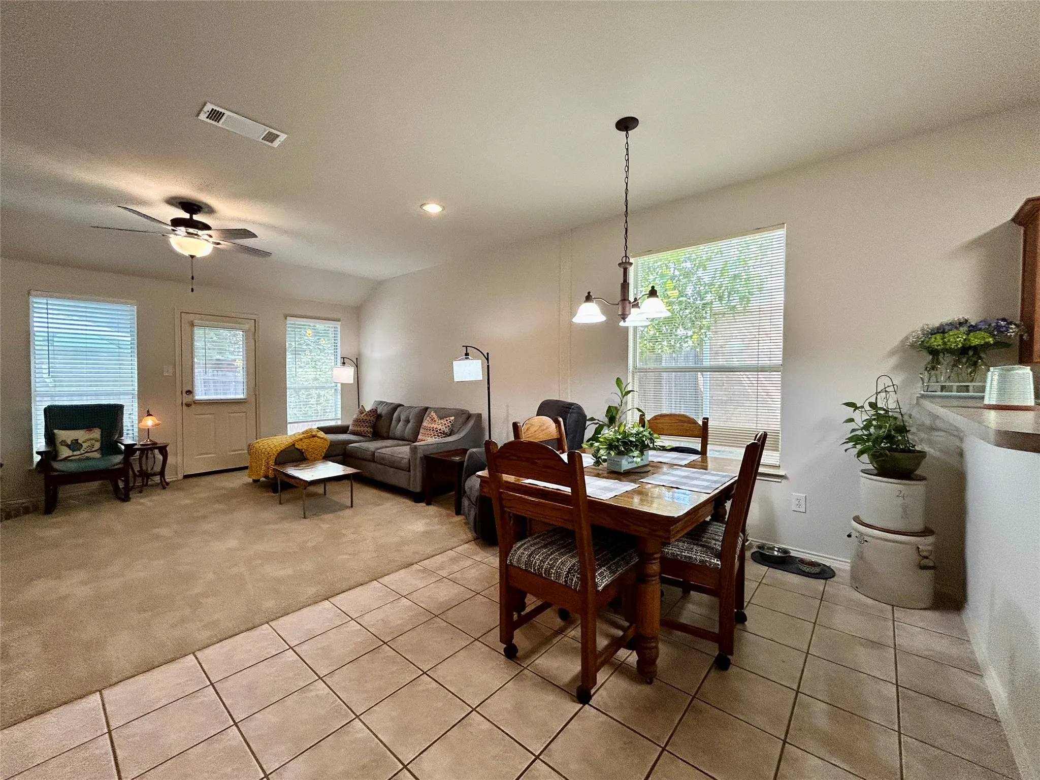 Single Family Residence For Sale in Tarrant County , 8853 STIRRUP Way, Fort Worth, Texas 76244, 4 Bedroom, 2 Bathroom, 2 Garage spaces, 2,005 Sqft, built in 2004, mls#21350965, Real Estate Agent in Fort Worth, Homes For Sale in Tarrant county, Homes For Sale in Fort Worth, Realtor in Fort Worth Texas, Real Estate Brokerage Independent Realty Texas, Luminita Cordes Realtor