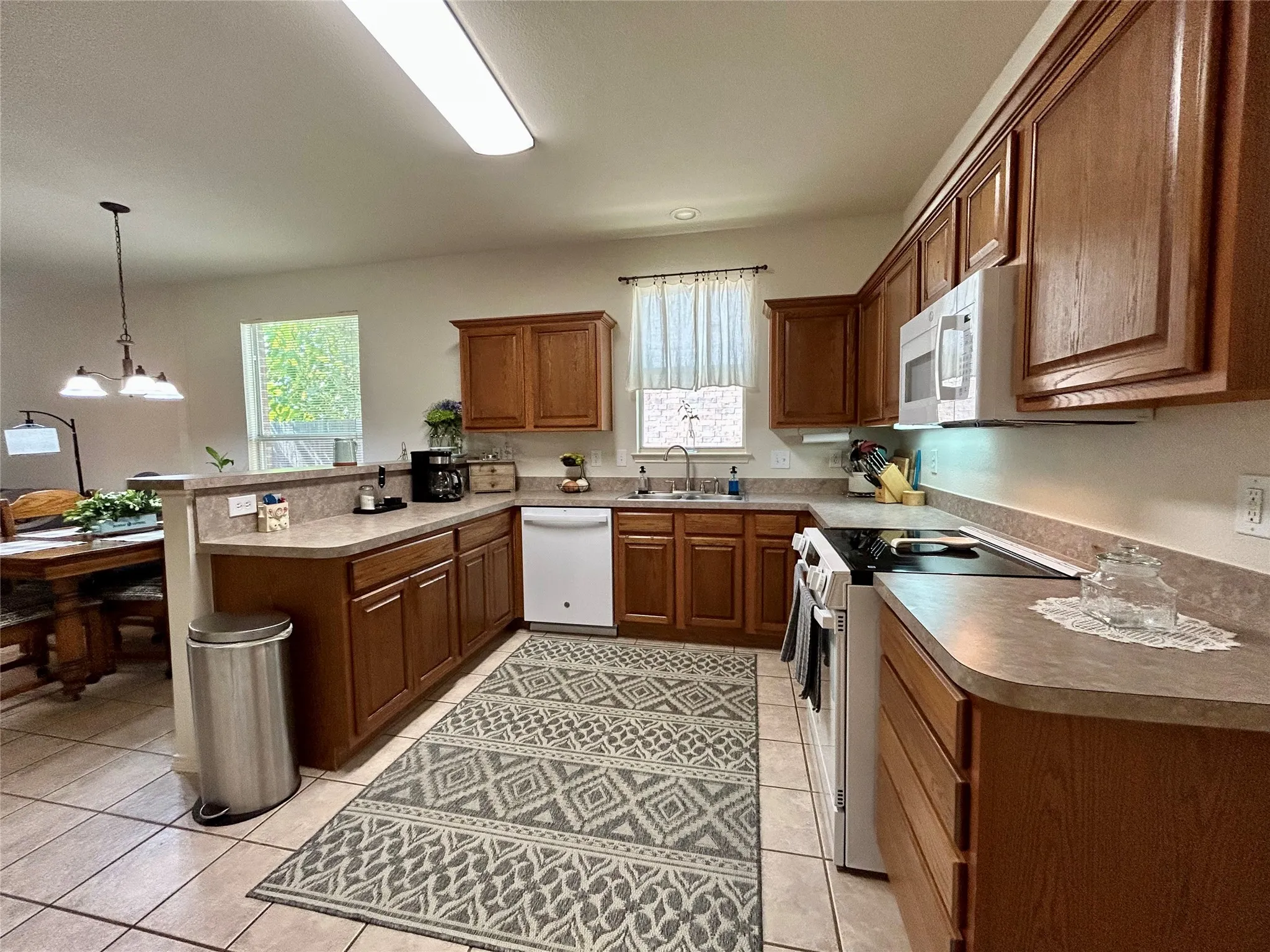 Single Family Residence For Sale in Tarrant County , 8853 STIRRUP Way, Fort Worth, Texas 76244, 4 Bedroom, 2 Bathroom, 2 Garage spaces, 2,005 Sqft, built in 2004, mls#21350965, Real Estate Agent in Fort Worth, Homes For Sale in Tarrant county, Homes For Sale in Fort Worth, Realtor in Fort Worth Texas, Real Estate Brokerage Independent Realty Texas, Luminita Cordes Realtor