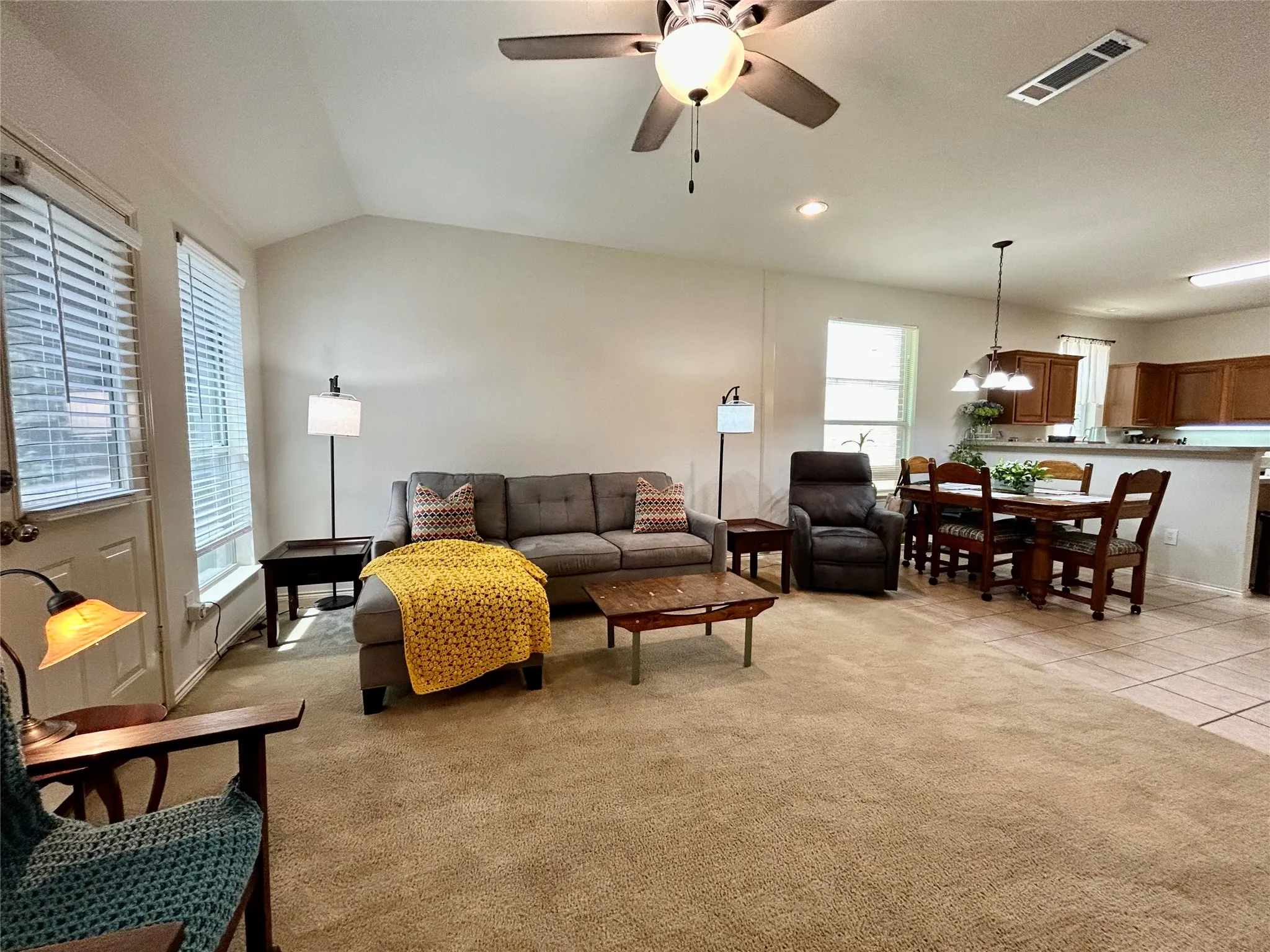 Single Family Residence For Sale in Tarrant County , 8853 STIRRUP Way, Fort Worth, Texas 76244, 4 Bedroom, 2 Bathroom, 2 Garage spaces, 2,005 Sqft, built in 2004, mls#21350965, Real Estate Agent in Fort Worth, Homes For Sale in Tarrant county, Homes For Sale in Fort Worth, Realtor in Fort Worth Texas, Real Estate Brokerage Independent Realty Texas, Luminita Cordes Realtor