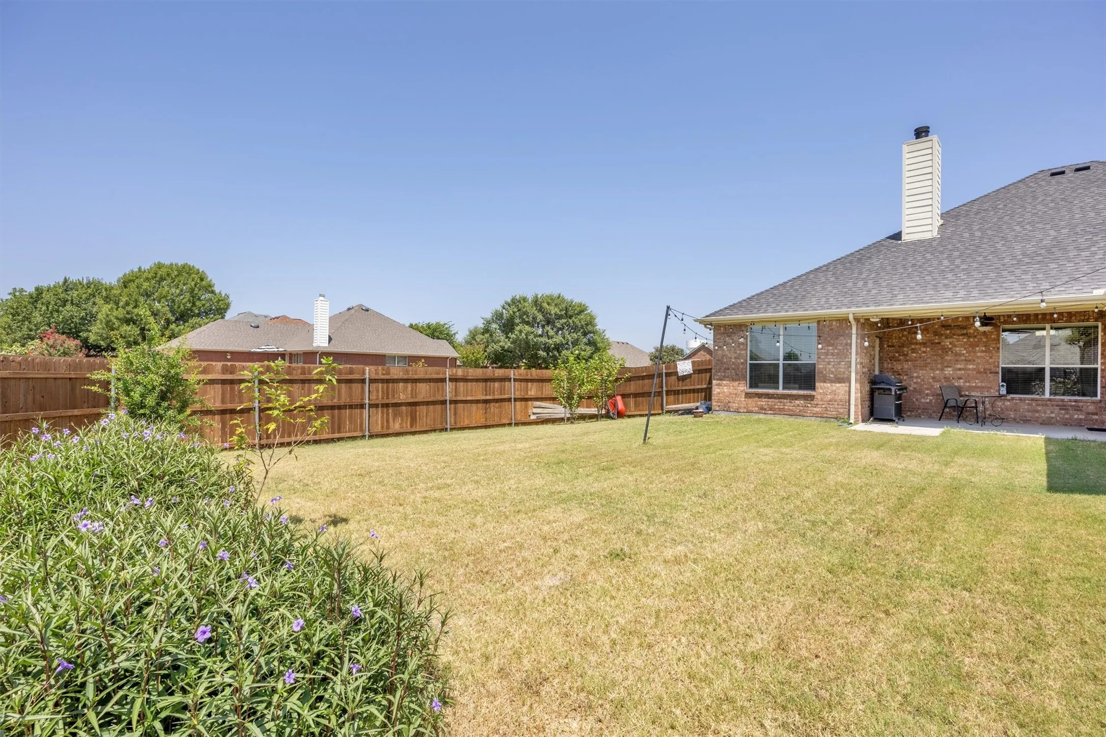 Single Family Residence For Rent in Collin County , 200 Shadybrook Drive, Wylie, Texas 75098, 4 Bedroom, 2 Bathroom, 2 Garage spaces, 2,369 Sqft, built in 2008, Price $2,500, mls#21349750, Real Estate Agent in Wylie, Homes For Rent in Collin county, Homes For Rent in Wylie, Realtor in Wylie Texas, Real Estate Brokerage Independent Realty Texas, Luminita Cordes Realtor