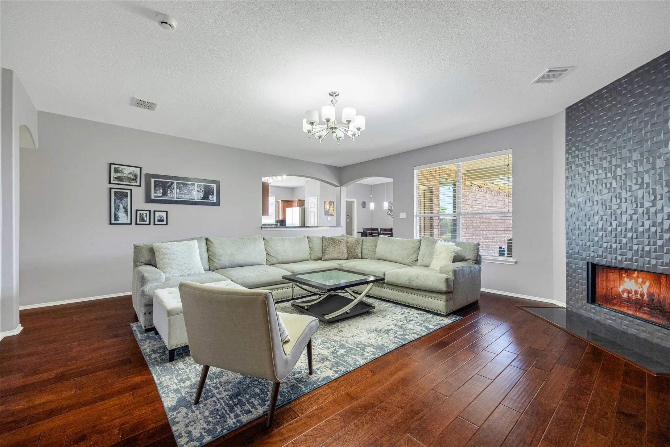 Single Family Residence For Rent in Collin County , 200 Shadybrook Drive, Wylie, Texas 75098, 4 Bedroom, 2 Bathroom, 2 Garage spaces, 2,369 Sqft, built in 2008, Price $2,500, mls#21349750, Real Estate Agent in Wylie, Homes For Rent in Collin county, Homes For Rent in Wylie, Realtor in Wylie Texas, Real Estate Brokerage Independent Realty Texas, Luminita Cordes Realtor