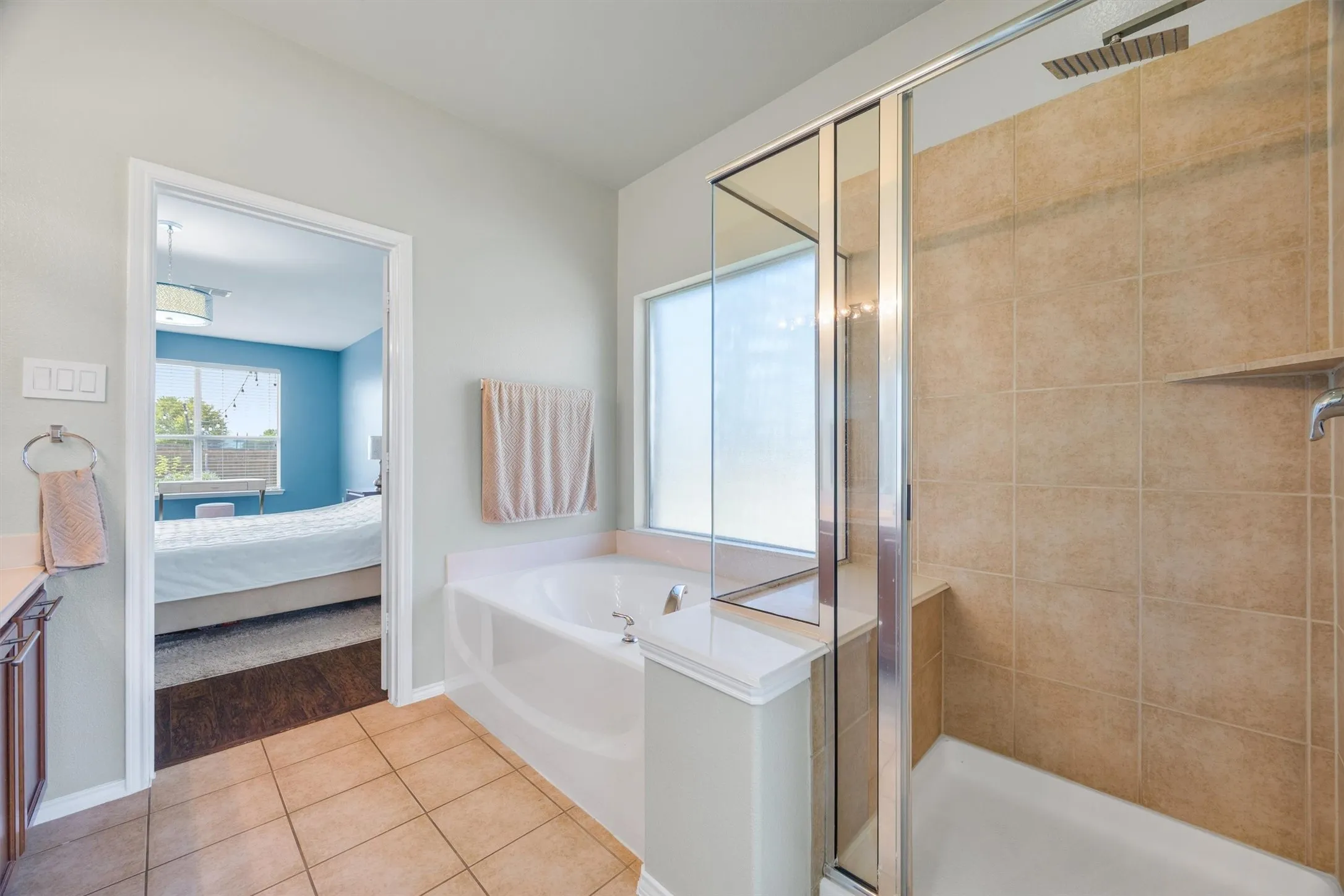 Single Family Residence For Rent in Collin County , 200 Shadybrook Drive, Wylie, Texas 75098, 4 Bedroom, 2 Bathroom, 2 Garage spaces, 2,369 Sqft, built in 2008, Price $2,500, mls#21349750, Real Estate Agent in Wylie, Homes For Rent in Collin county, Homes For Rent in Wylie, Realtor in Wylie Texas, Real Estate Brokerage Independent Realty Texas, Luminita Cordes Realtor