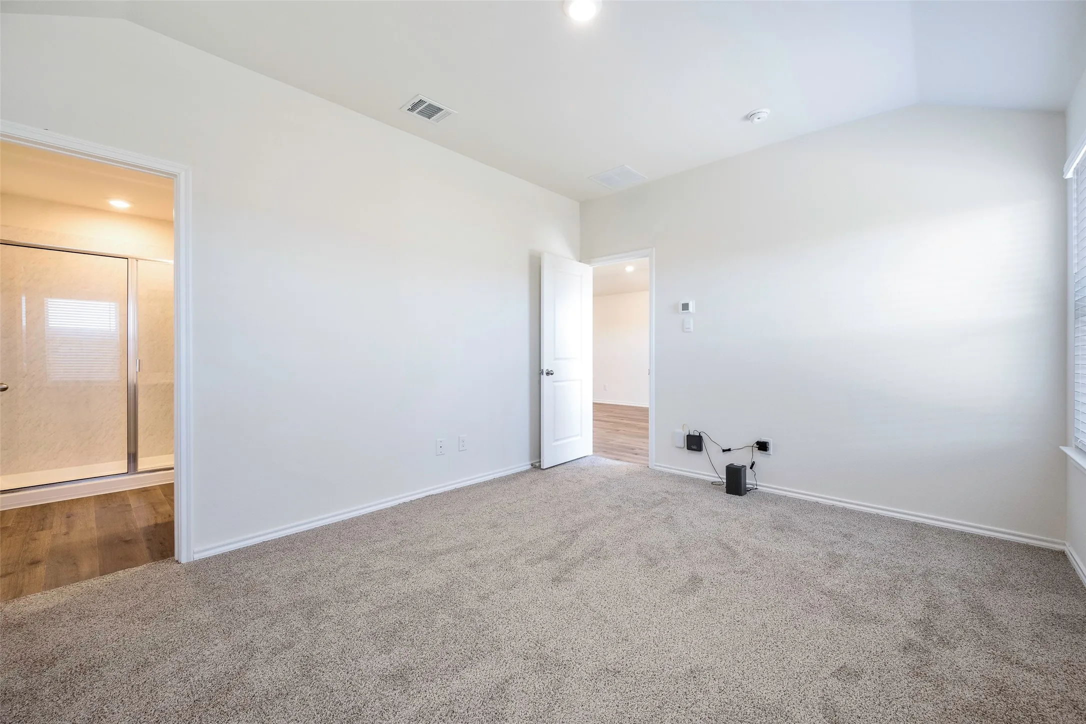 Single Family Residence For Rent in Hunt County , 1903 Feeder Way, Royse City, Texas 75189, 3 Bedroom, 2 Bathroom, 2 Garage spaces, 1,327 Sqft, built in 2023, mls#21352110, Real Estate Agent in Royse City, Homes For Rent in Hunt county, Homes For Rent in Royse City, Realtor in Royse City Texas, Real Estate Brokerage Independent Realty Texas, Luminita Cordes Realtor