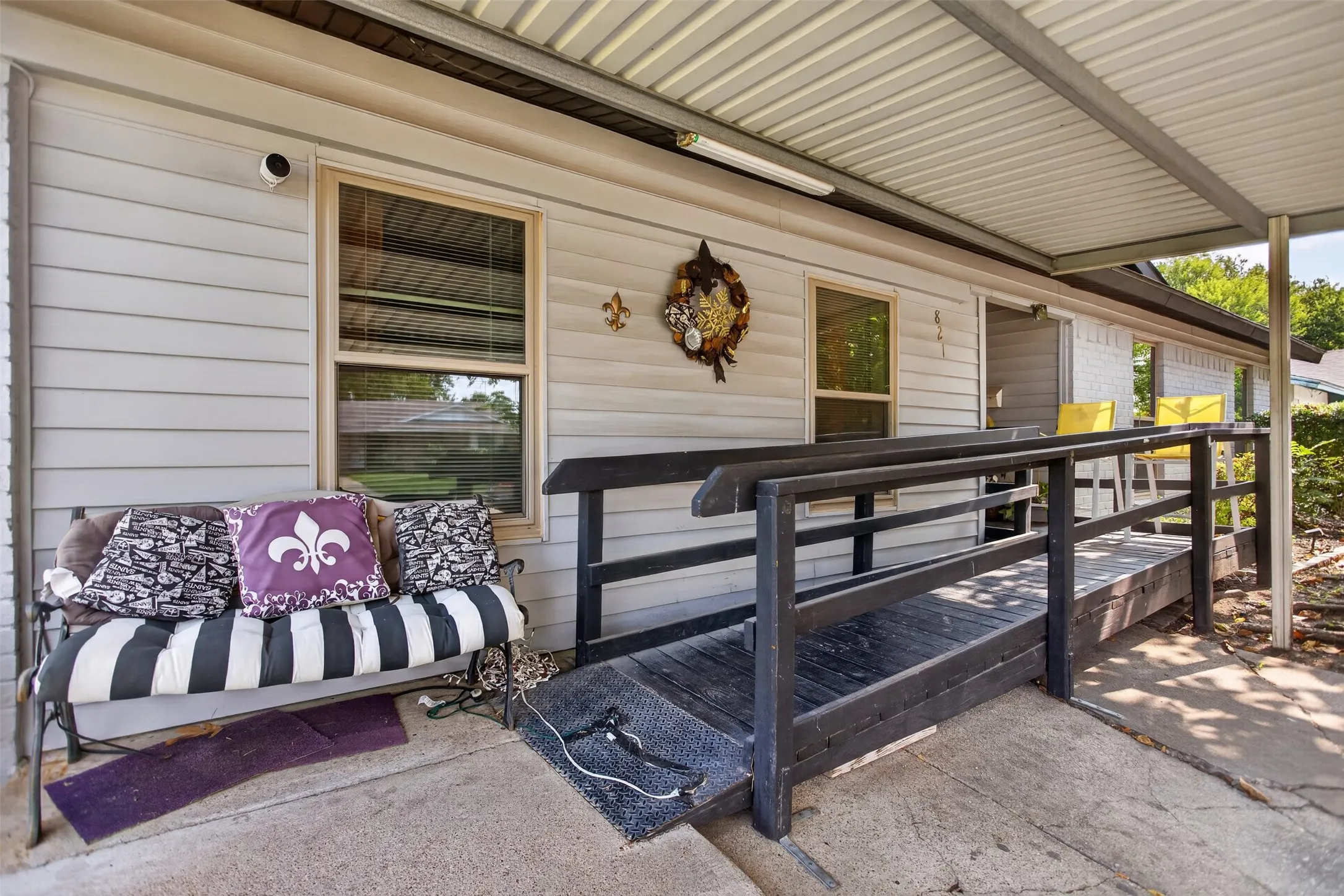 Single Family Residence For Sale in Dallas County , 821 Milky Way, Garland, Texas 75040, 3 Bedroom, 2 Bathroom, Garage spaces, 1,625 Sqft, built in 1969, mls#21346614, Real Estate Agent in Garland, Homes For Sale in Dallas county, Homes For Sale in Garland, Realtor in Garland Texas, Real Estate Brokerage Independent Realty Texas, Luminita Cordes Realtor