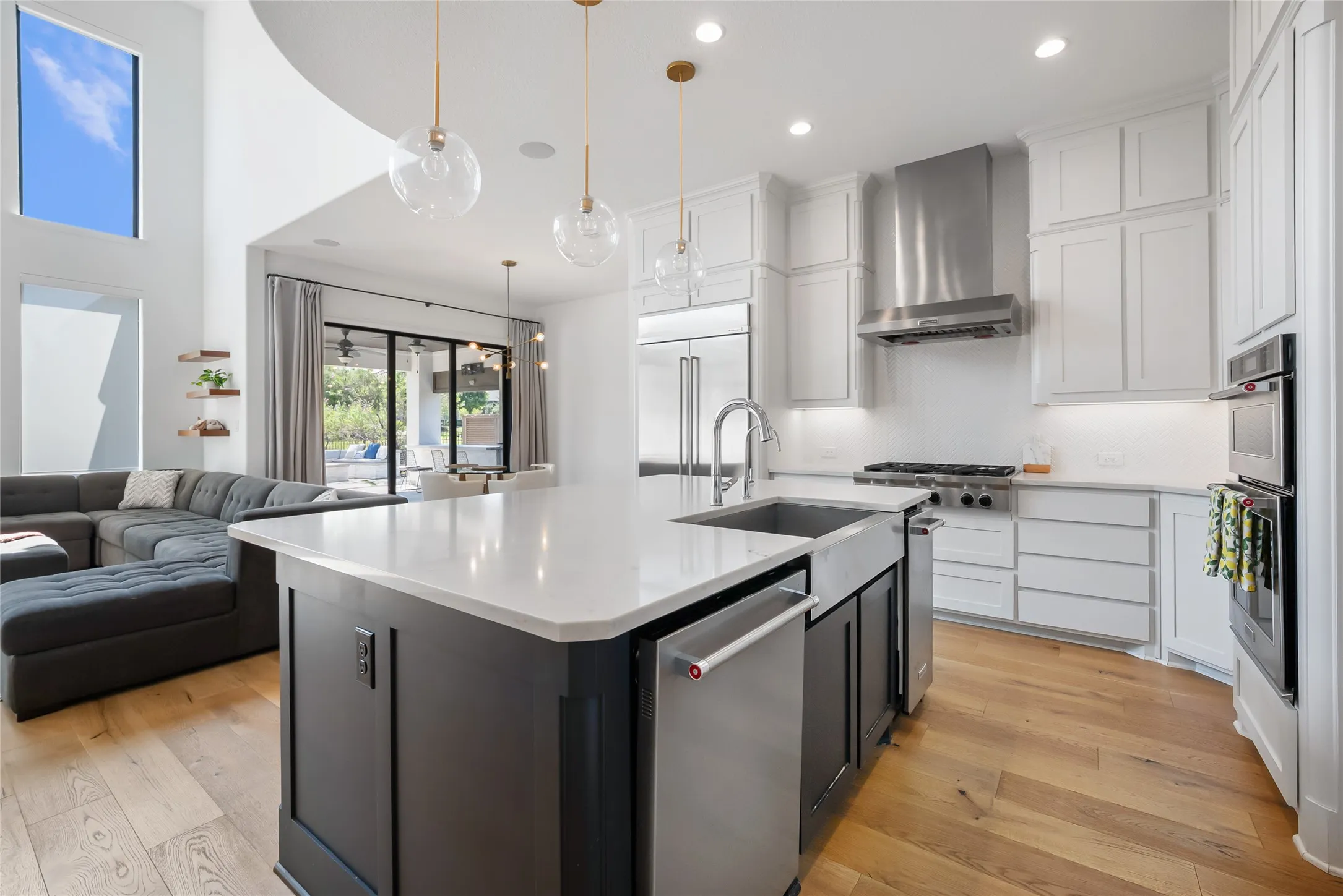 Single Family Residence For Rent in Denton County , 7108 Calypso Lane, Frisco, Texas 75036, 5 Bedroom, 6 Bathroom, 3 Garage spaces, 5,099 Sqft, built in 2017, Price $7,500, mls#21346256, Real Estate Agent in Frisco, Homes For Rent in Denton county, Homes For Rent in Frisco, Realtor in Frisco Texas, Real Estate Brokerage Independent Realty Texas, Luminita Cordes Realtor