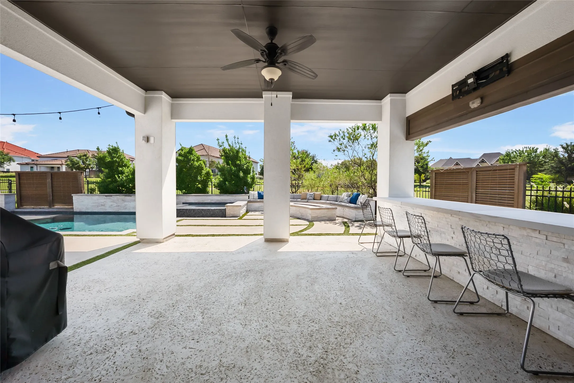 Single Family Residence For Rent in Denton County , 7108 Calypso Lane, Frisco, Texas 75036, 5 Bedroom, 6 Bathroom, 3 Garage spaces, 5,099 Sqft, built in 2017, Price $7,500, mls#21346256, Real Estate Agent in Frisco, Homes For Rent in Denton county, Homes For Rent in Frisco, Realtor in Frisco Texas, Real Estate Brokerage Independent Realty Texas, Luminita Cordes Realtor