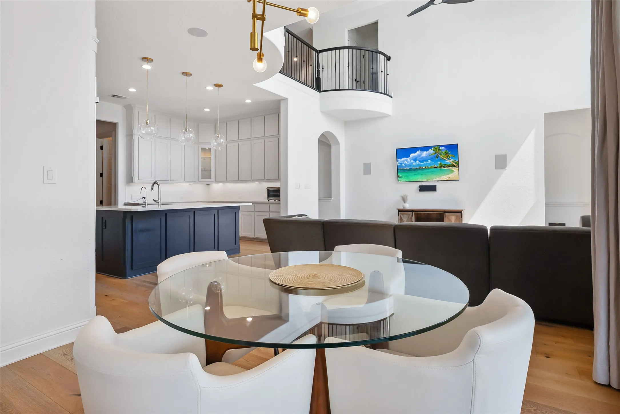 Single Family Residence For Rent in Denton County , 7108 Calypso Lane, Frisco, Texas 75036, 5 Bedroom, 6 Bathroom, 3 Garage spaces, 5,099 Sqft, built in 2017, Price $7,500, mls#21346256, Real Estate Agent in Frisco, Homes For Rent in Denton county, Homes For Rent in Frisco, Realtor in Frisco Texas, Real Estate Brokerage Independent Realty Texas, Luminita Cordes Realtor