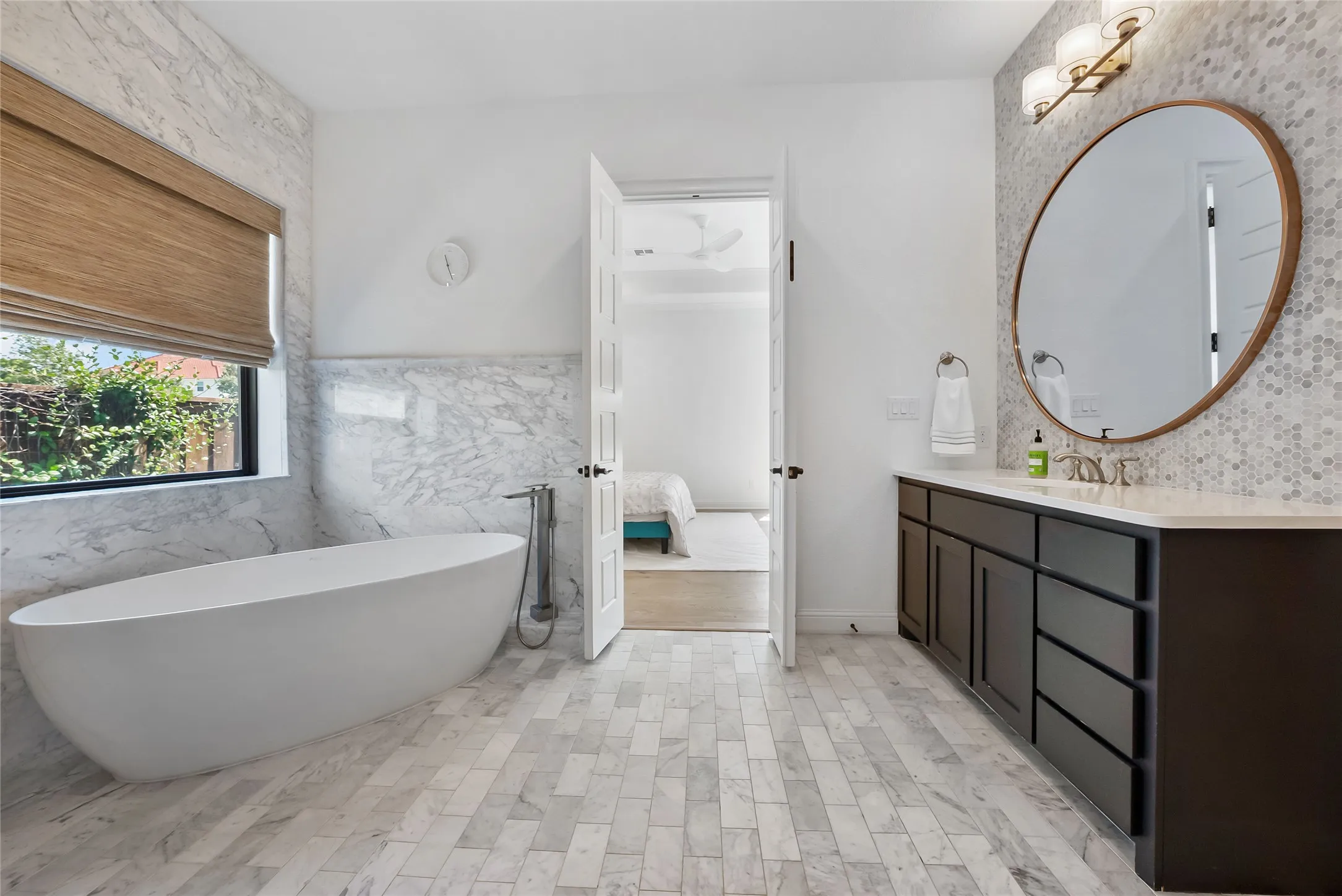 Single Family Residence For Rent in Denton County , 7108 Calypso Lane, Frisco, Texas 75036, 5 Bedroom, 6 Bathroom, 3 Garage spaces, 5,099 Sqft, built in 2017, Price $7,500, mls#21346256, Real Estate Agent in Frisco, Homes For Rent in Denton county, Homes For Rent in Frisco, Realtor in Frisco Texas, Real Estate Brokerage Independent Realty Texas, Luminita Cordes Realtor