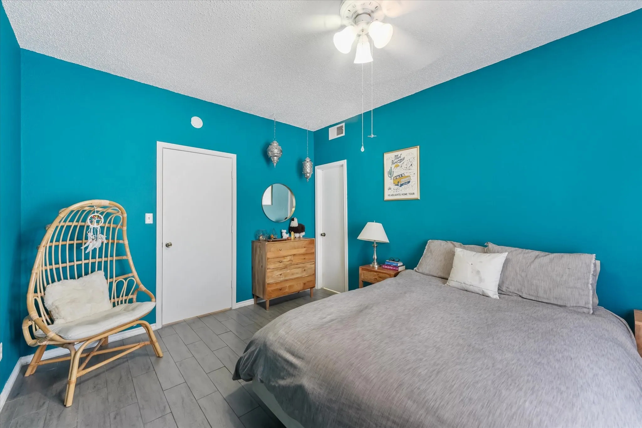 Condominium For Sale in Dallas County , 8600 Coppertowne Lane 501, Dallas, Texas 75243, 1 Bedroom, 1 Bathroom, 1 Garage spaces, 721 Sqft, built in 1982, mls#21341718, Real Estate Agent in Dallas, Homes For Sale in Dallas county, Homes For Sale in Dallas, Realtor in Dallas Texas, Real Estate Brokerage Independent Realty Texas, Luminita Cordes Realtor