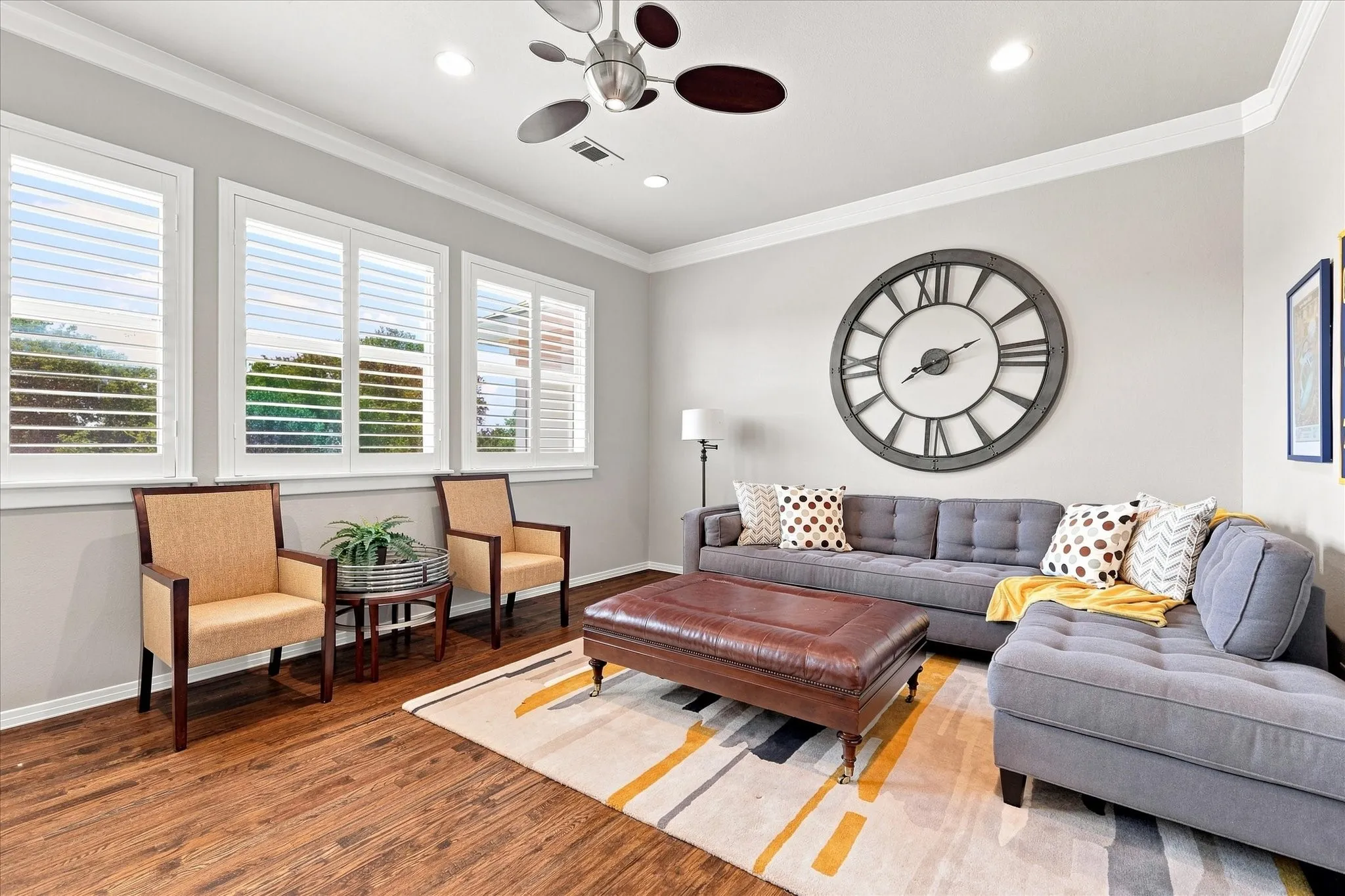 Single Family Residence For Sale in Tarrant County , 520 Queensbury Turn, Southlake, Texas 76092, 4 Bedroom, 5 Bathroom, 2 Garage spaces, 4,061 Sqft, built in 2002, mls#21349247, Real Estate Agent in Southlake, Homes For Sale in Tarrant county, Homes For Sale in Southlake, Realtor in Southlake Texas, Real Estate Brokerage Independent Realty Texas, Luminita Cordes Realtor