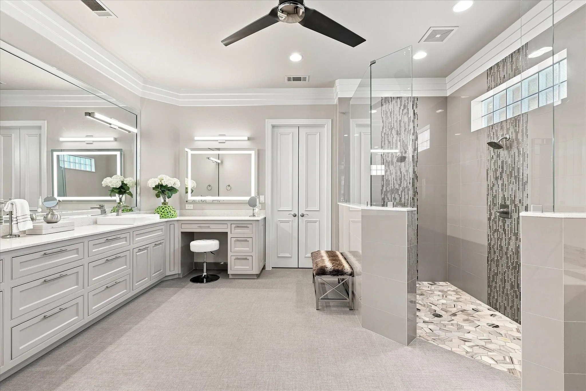 Single Family Residence For Sale in Tarrant County , 520 Queensbury Turn, Southlake, Texas 76092, 4 Bedroom, 5 Bathroom, 2 Garage spaces, 4,061 Sqft, built in 2002, mls#21349247, Real Estate Agent in Southlake, Homes For Sale in Tarrant county, Homes For Sale in Southlake, Realtor in Southlake Texas, Real Estate Brokerage Independent Realty Texas, Luminita Cordes Realtor