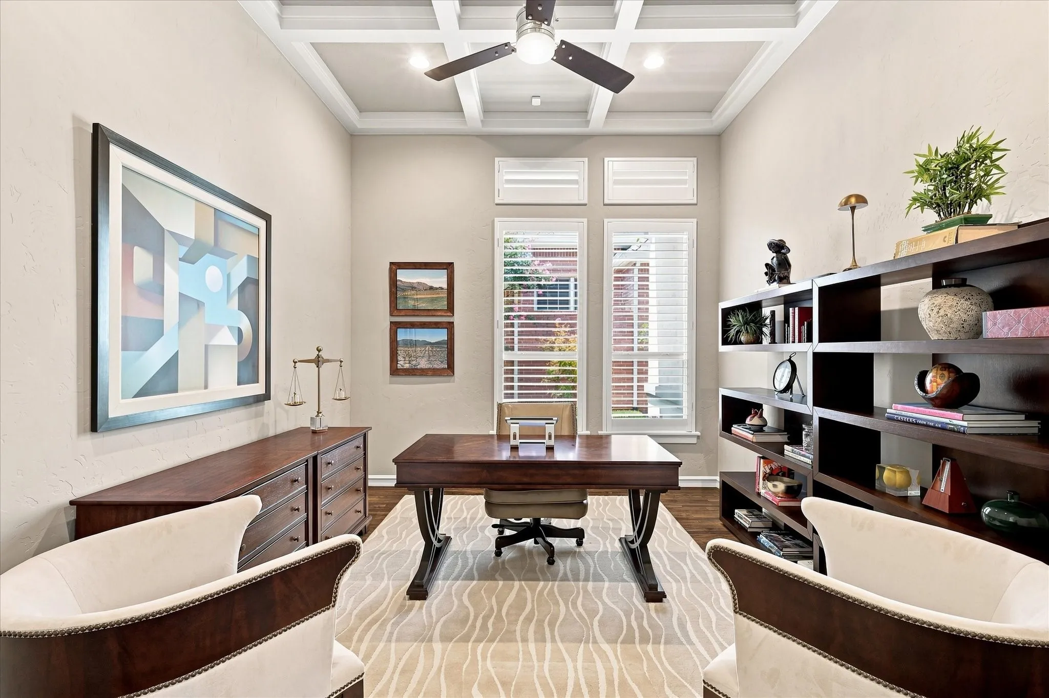 Single Family Residence For Sale in Tarrant County , 520 Queensbury Turn, Southlake, Texas 76092, 4 Bedroom, 5 Bathroom, 2 Garage spaces, 4,061 Sqft, built in 2002, mls#21349247, Real Estate Agent in Southlake, Homes For Sale in Tarrant county, Homes For Sale in Southlake, Realtor in Southlake Texas, Real Estate Brokerage Independent Realty Texas, Luminita Cordes Realtor