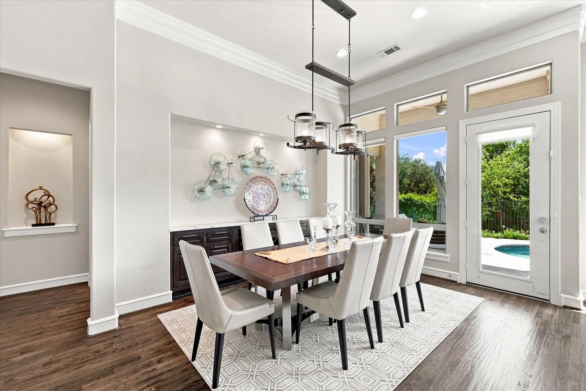 Single Family Residence For Sale in Tarrant County , 520 Queensbury Turn, Southlake, Texas 76092, 4 Bedroom, 5 Bathroom, 2 Garage spaces, 4,061 Sqft, built in 2002, mls#21349247, Real Estate Agent in Southlake, Homes For Sale in Tarrant county, Homes For Sale in Southlake, Realtor in Southlake Texas, Real Estate Brokerage Independent Realty Texas, Luminita Cordes Realtor