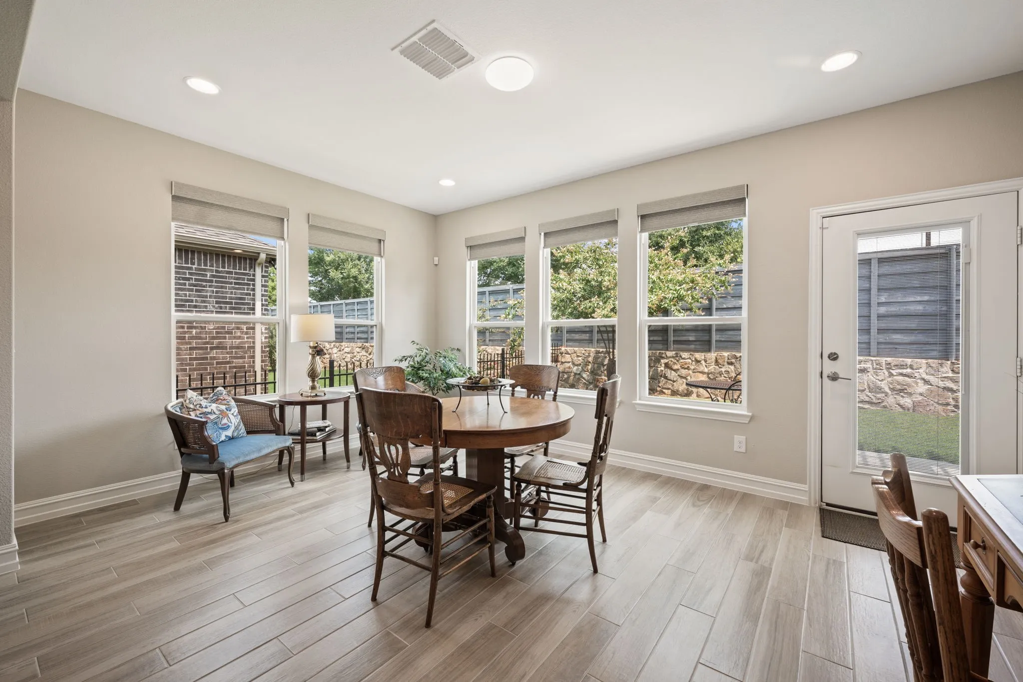Flexible extra living space/sunroom.