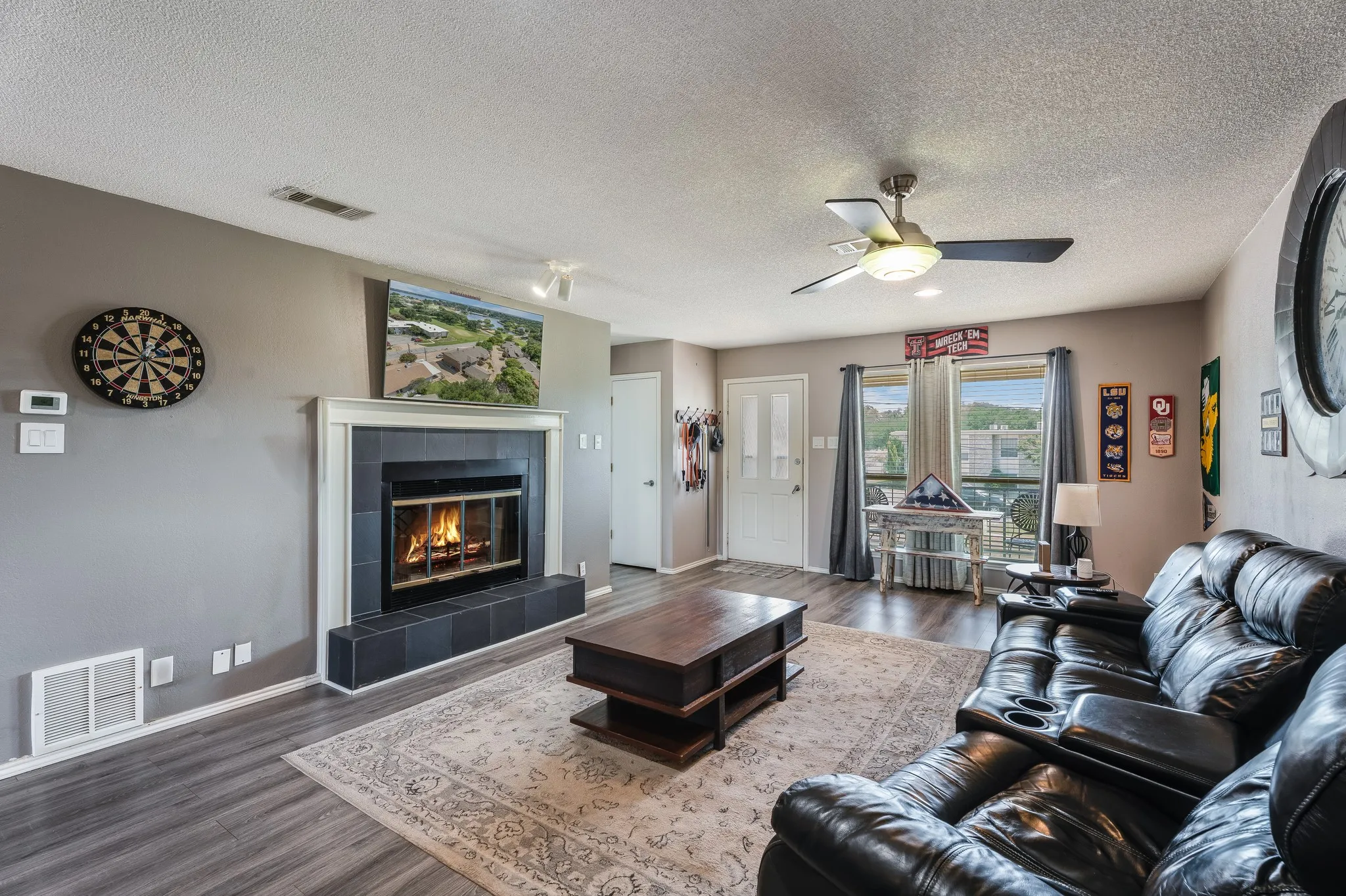 Condominium For Sale in Hood County , 4212 Fairway Drive 4, Granbury, Texas 76049, 2 Bedroom, 2 Bathroom, 1 Garage spaces, 1,143 Sqft, built in 1986, mls#21329621, Real Estate Agent in Granbury, Homes For Sale in Hood county, Homes For Sale in Granbury, Realtor in Granbury Texas, Real Estate Brokerage Independent Realty Texas, Luminita Cordes Realtor