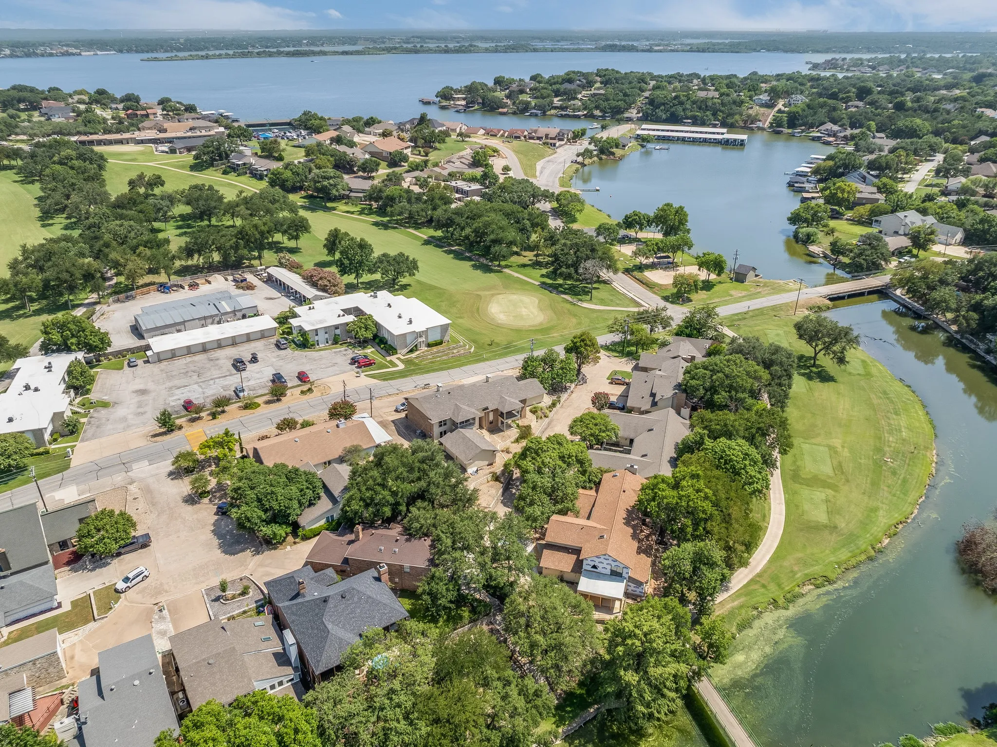Condominium For Sale in Hood County , 4212 Fairway Drive 4, Granbury, Texas 76049, 2 Bedroom, 2 Bathroom, 1 Garage spaces, 1,143 Sqft, built in 1986, mls#21329621, Real Estate Agent in Granbury, Homes For Sale in Hood county, Homes For Sale in Granbury, Realtor in Granbury Texas, Real Estate Brokerage Independent Realty Texas, Luminita Cordes Realtor