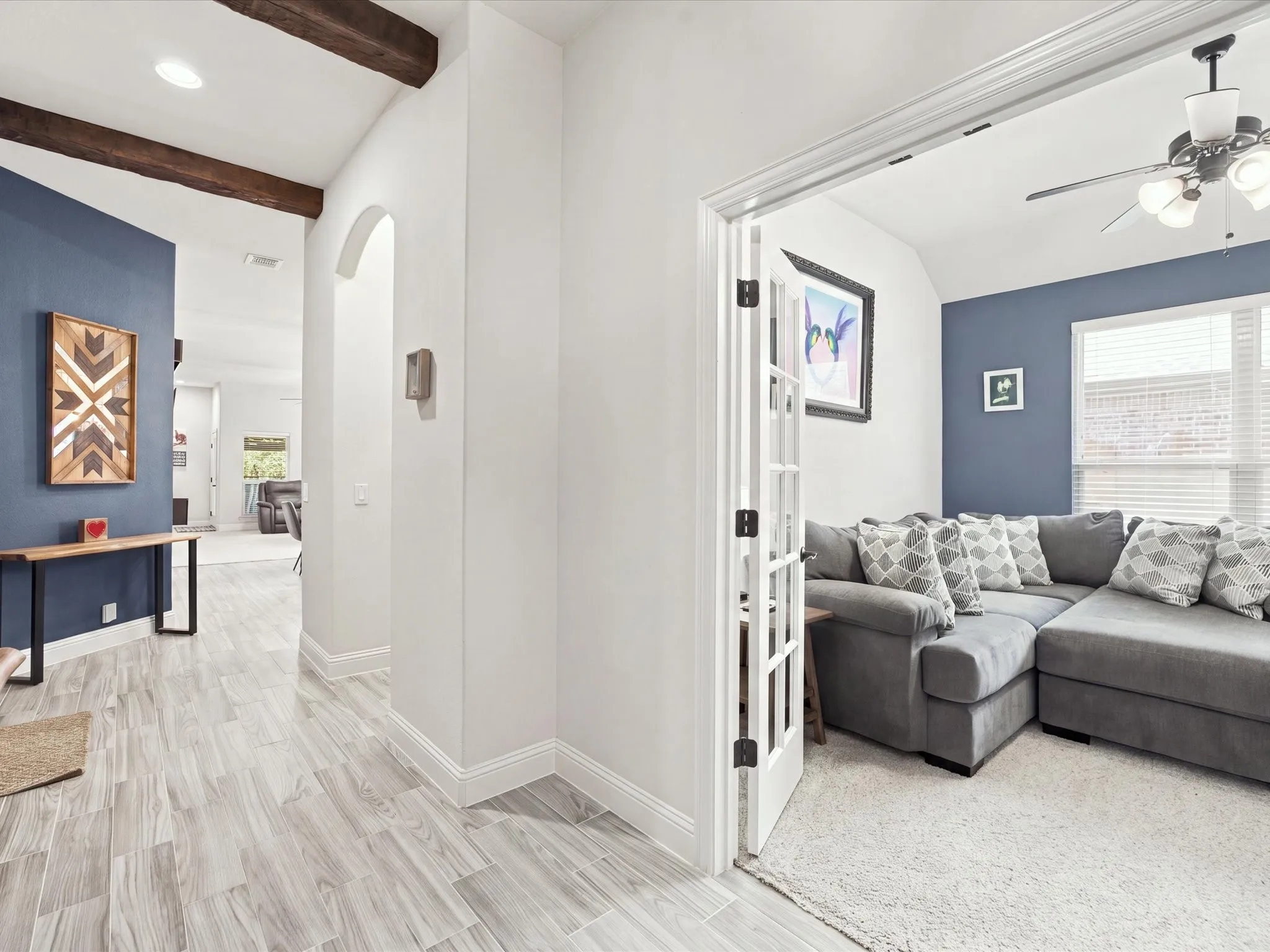 Single Family Residence For Sale in Denton County , 1101 Broken Wheel Trail, Aubrey, Texas 76227, 3 Bedroom, 2 Bathroom, 2 Garage spaces, 2,041 Sqft, built in 2016, mls#21349409, Real Estate Agent in Aubrey, Homes For Sale in Denton county, Homes For Sale in Aubrey, Realtor in Aubrey Texas, Real Estate Brokerage Independent Realty Texas, Luminita Cordes Realtor