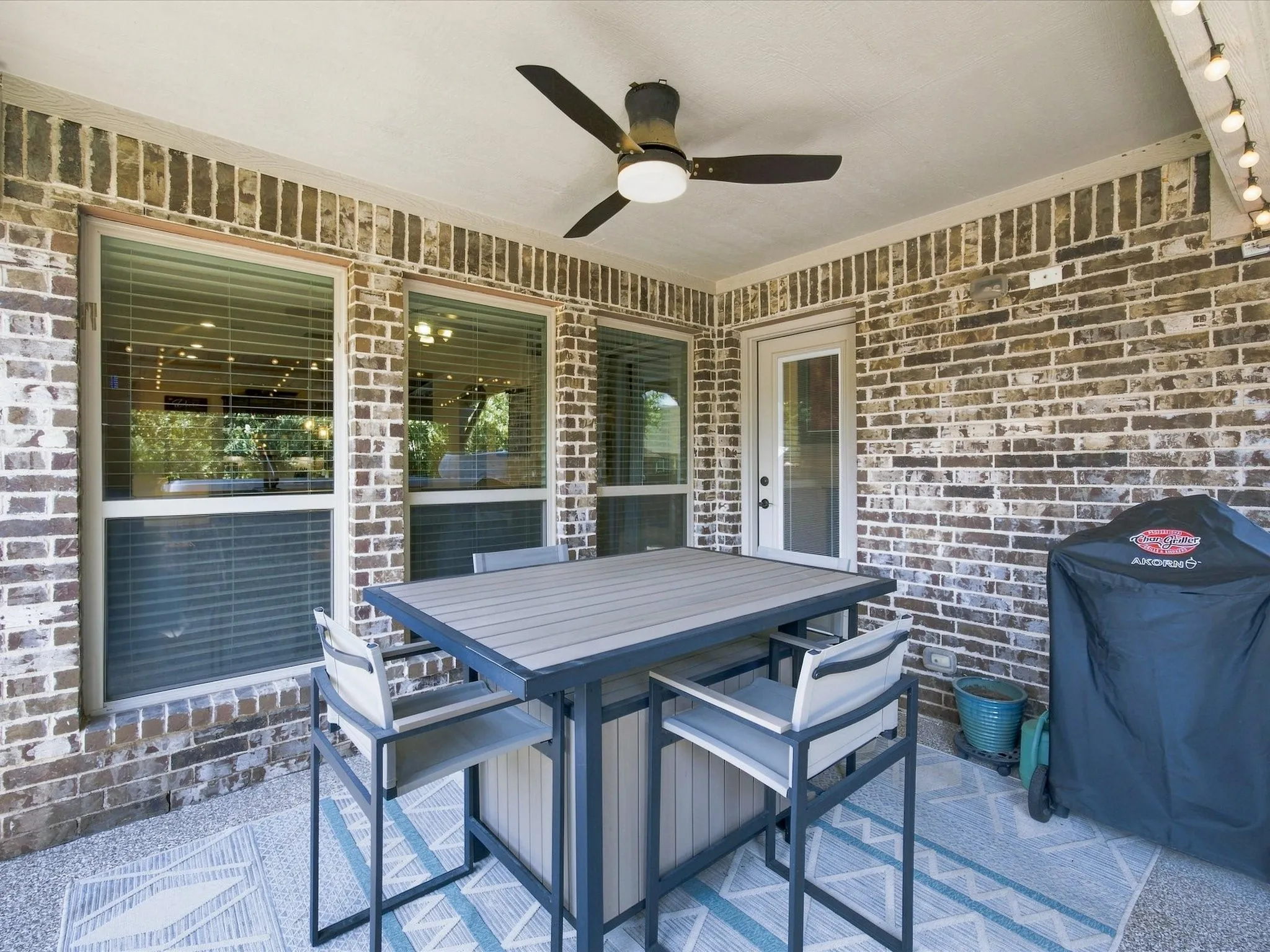 Single Family Residence For Sale in Denton County , 1101 Broken Wheel Trail, Aubrey, Texas 76227, 3 Bedroom, 2 Bathroom, 2 Garage spaces, 2,041 Sqft, built in 2016, mls#21349409, Real Estate Agent in Aubrey, Homes For Sale in Denton county, Homes For Sale in Aubrey, Realtor in Aubrey Texas, Real Estate Brokerage Independent Realty Texas, Luminita Cordes Realtor