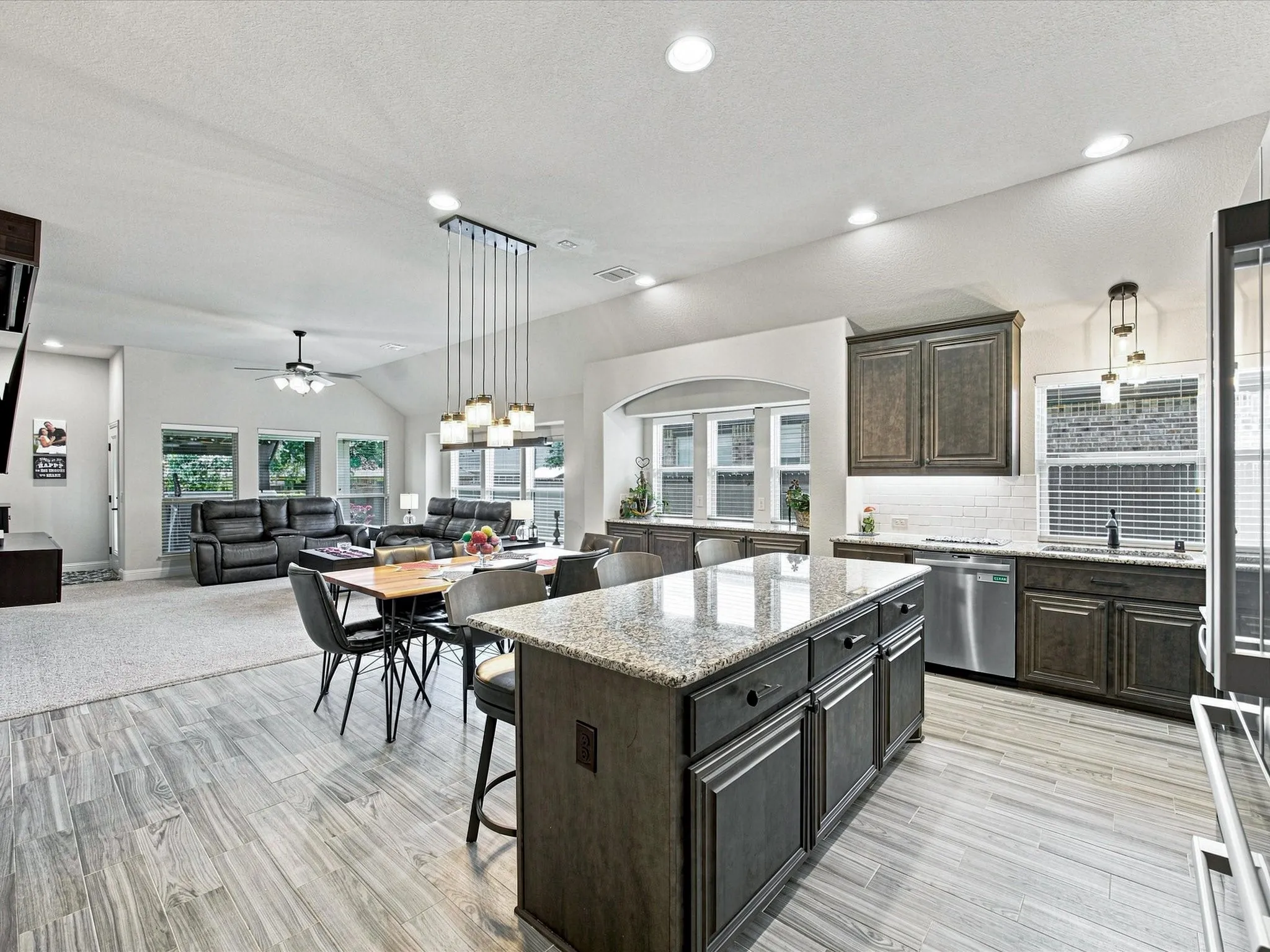 Single Family Residence For Sale in Denton County , 1101 Broken Wheel Trail, Aubrey, Texas 76227, 3 Bedroom, 2 Bathroom, 2 Garage spaces, 2,041 Sqft, built in 2016, mls#21349409, Real Estate Agent in Aubrey, Homes For Sale in Denton county, Homes For Sale in Aubrey, Realtor in Aubrey Texas, Real Estate Brokerage Independent Realty Texas, Luminita Cordes Realtor