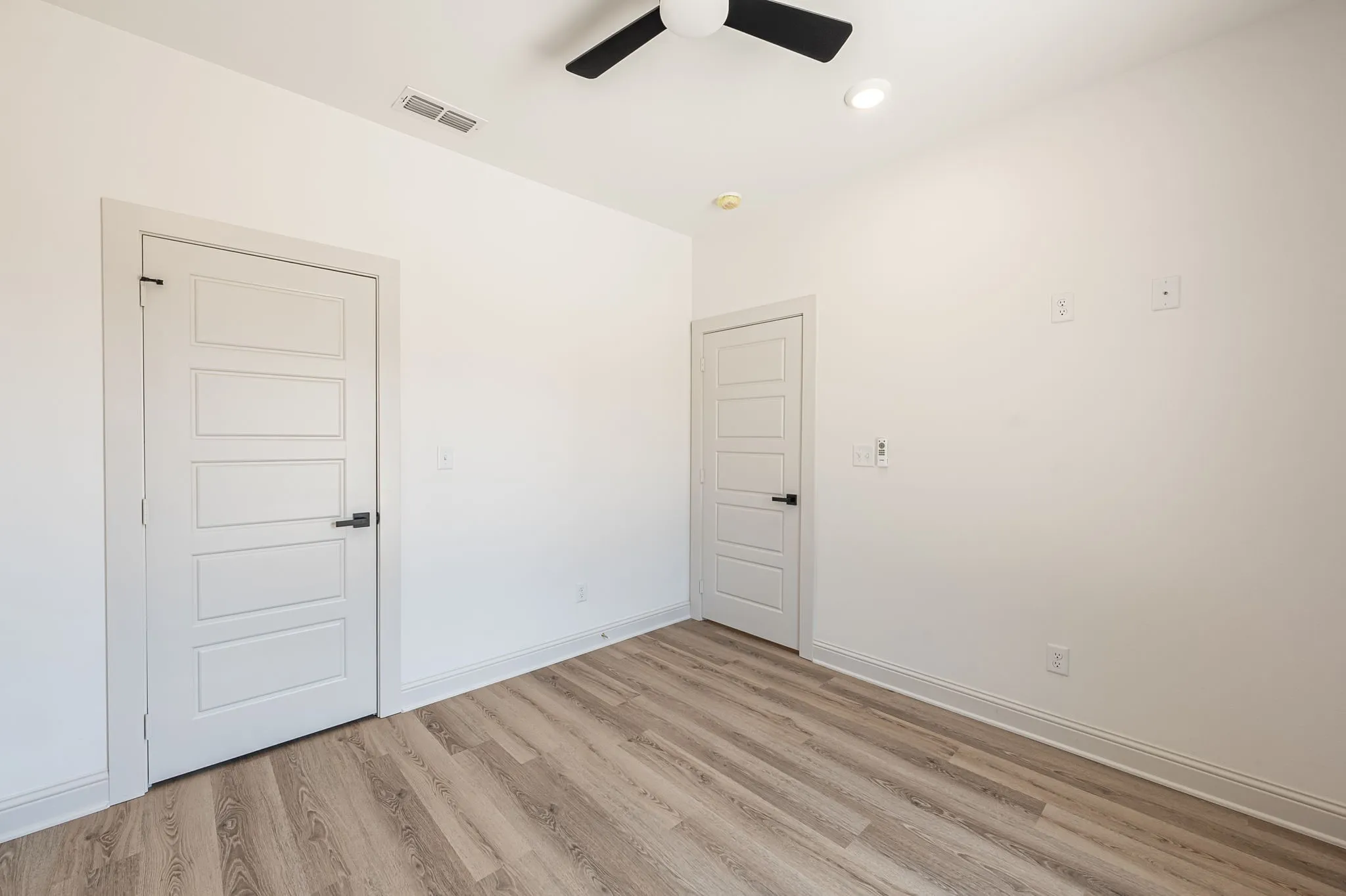 Single Family Residence For Sale in Smith County , 17049 Island Lake Drive, Tyler, Texas 75708, 4 Bedroom, 2 Bathroom, 2 Garage spaces, 1,980 Sqft, built in 2026, Price $386,100, mls#21352150, Real Estate Agent in Tyler, Homes For Sale in Smith county, Homes For Sale in Tyler, Realtor in Tyler Texas, Real Estate Brokerage Independent Realty Texas, Luminita Cordes Realtor